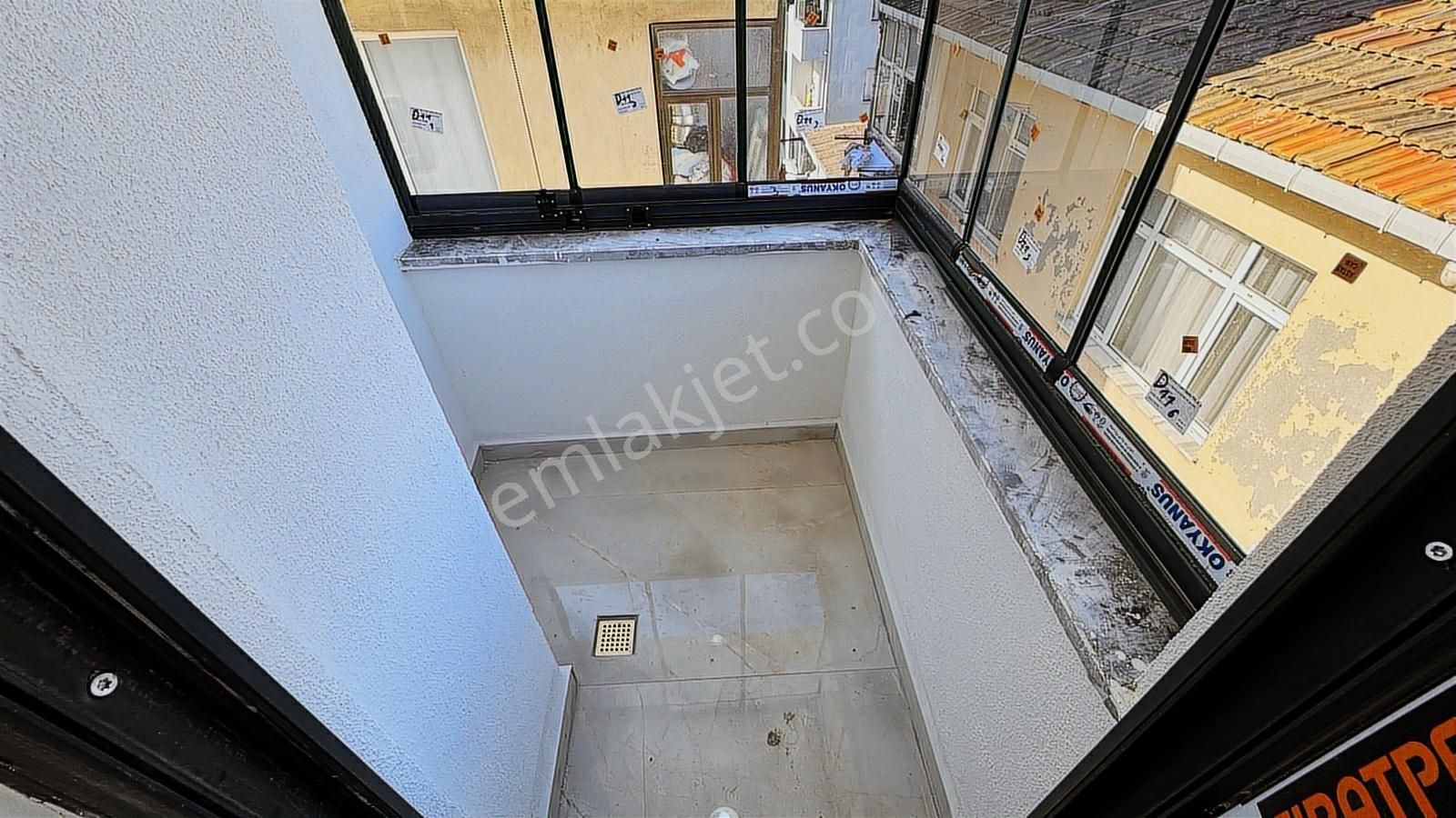 Ulubatlı Hasan Cami Yakını Sıfır 3+1 Daire - Görsel 23