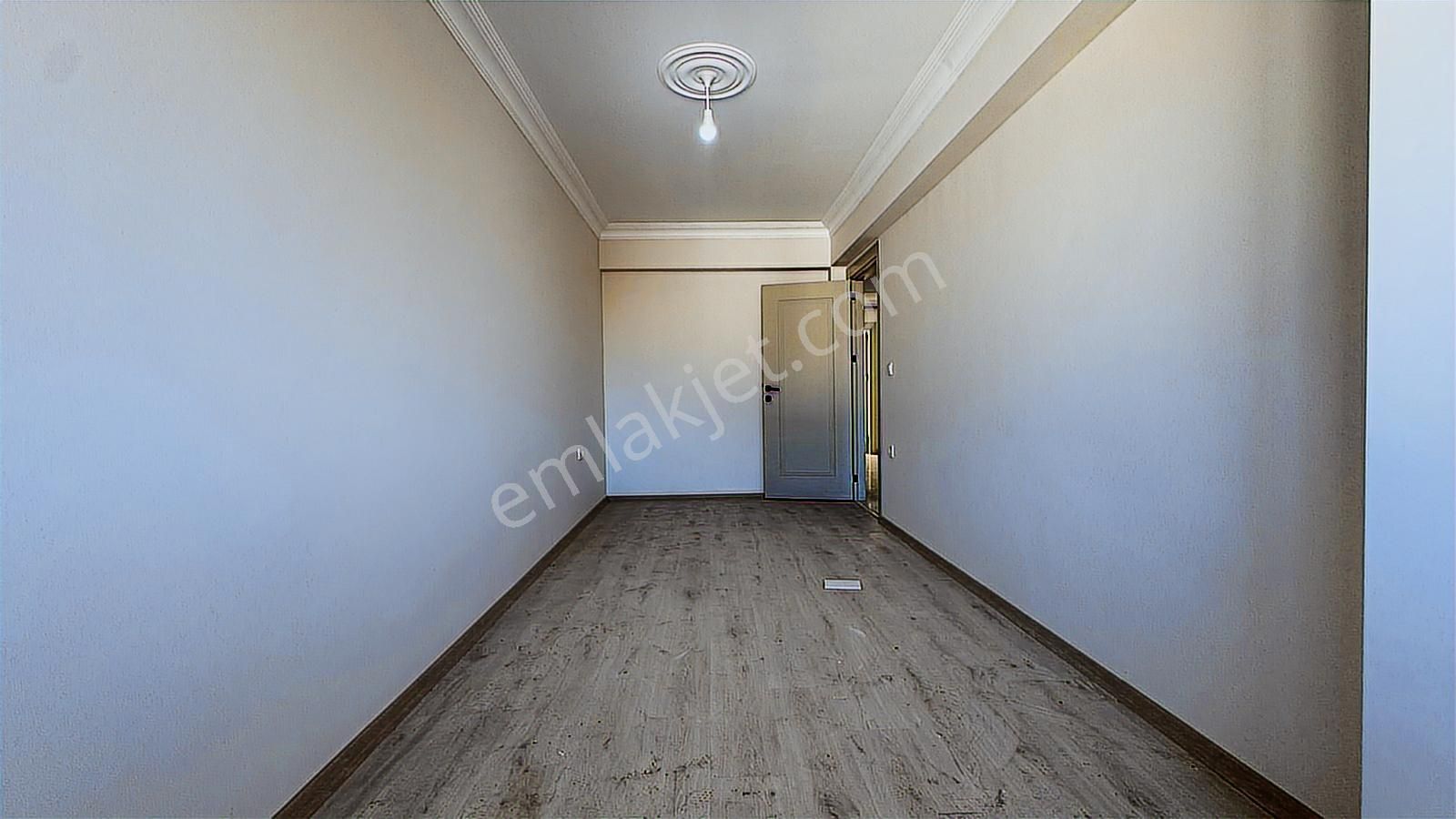 Ulubatlı Hasan Cami Yakını Sıfır 3+1 Daire - Görsel 5