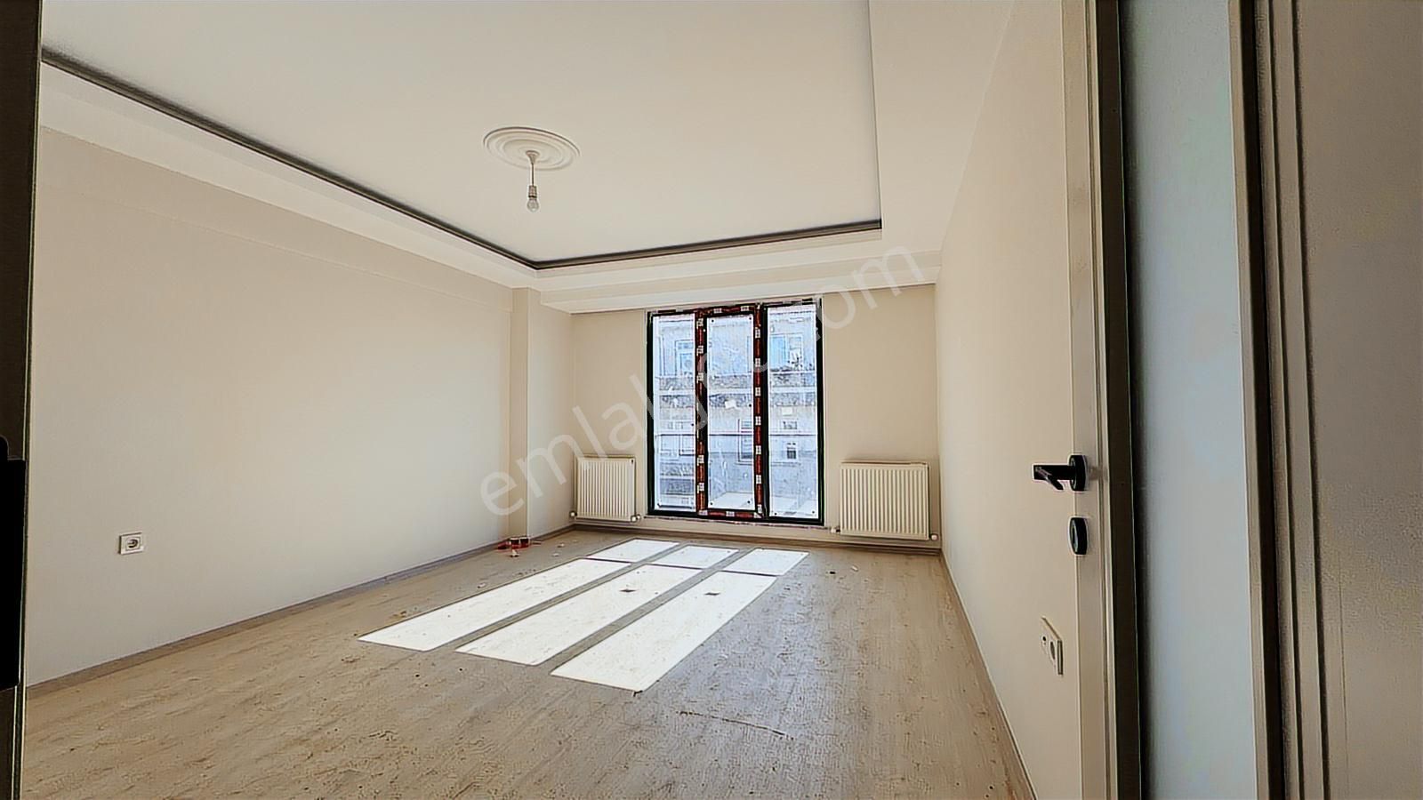 Ulubatlı Hasan Cami Yakını Sıfır 3+1 Daire - Görsel 17