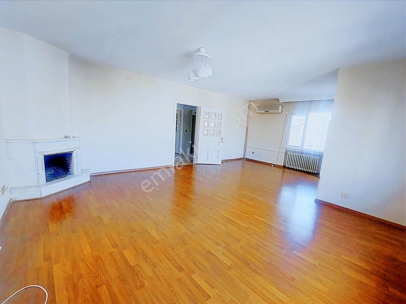 Erenköy'de 3+1 Net 125m2 Arsa Payı 65m2 Yatırımlık Fırsat Daire - Görsel 2