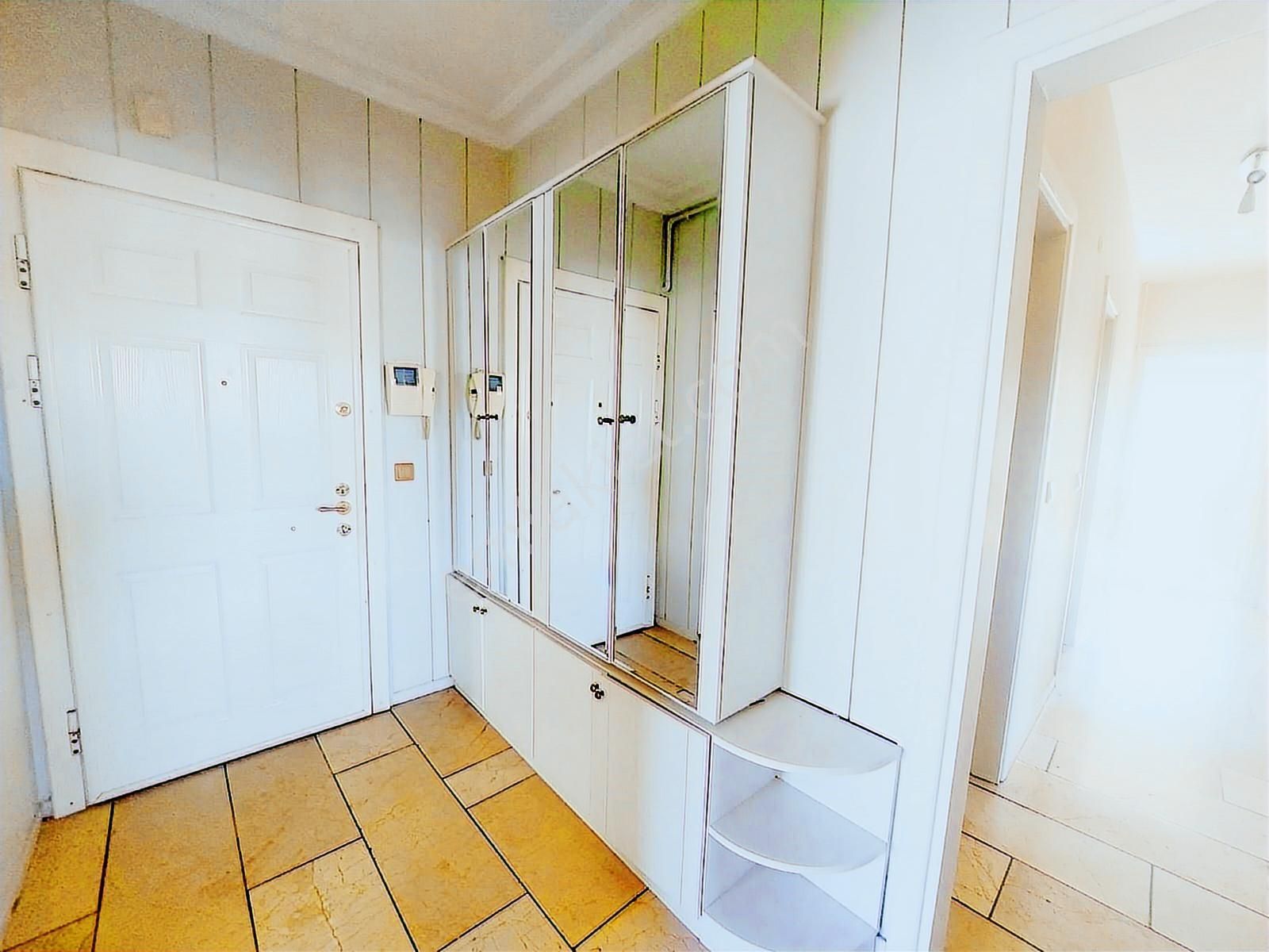 Erenköy'de 3+1 Net 125m2 Arsa Payı 65m2 Yatırımlık Fırsat Daire - Görsel 5