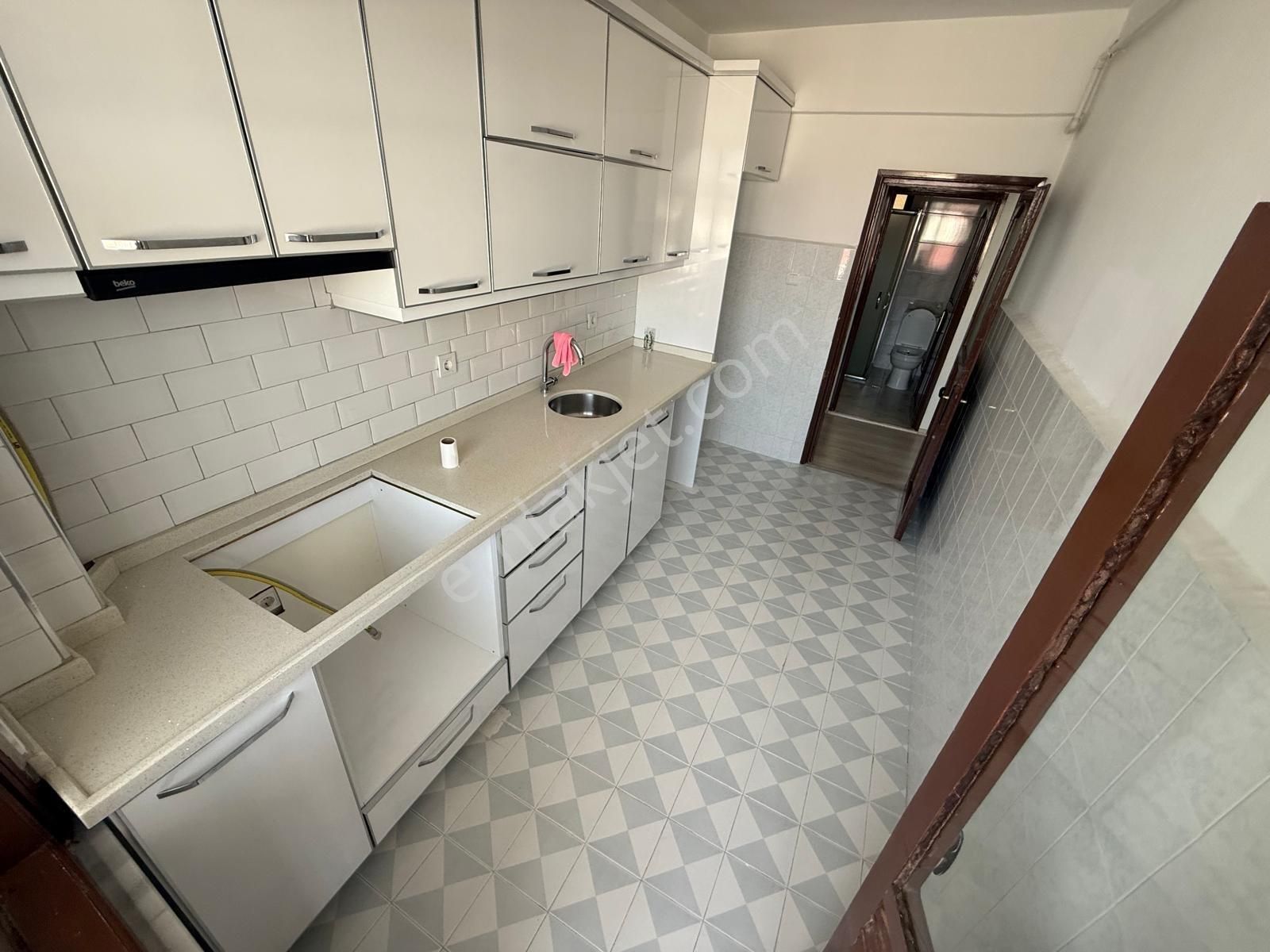 Pusula İnş.tan Cebeci Mah Cadeyey Yakın125m2 3+1 4kat Daire - Görsel 19