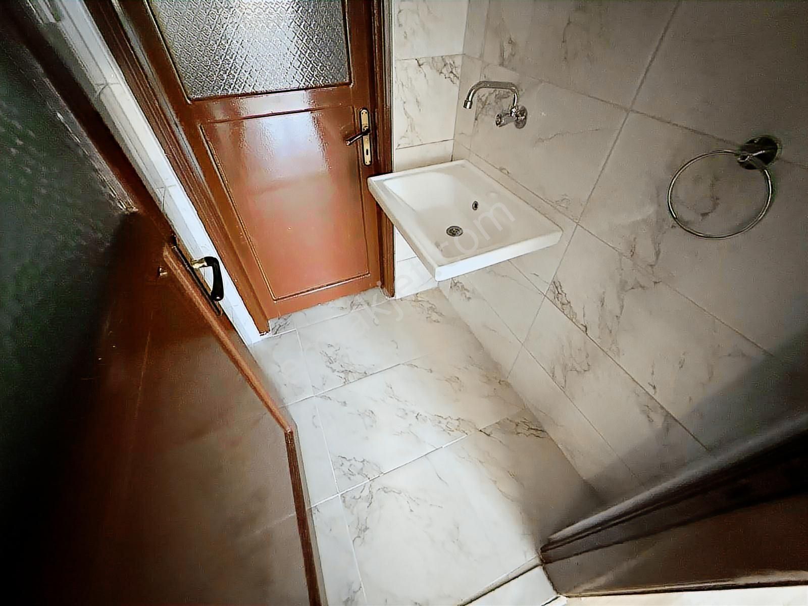 Pusula İnş.tan Cebeci Mah Cadeyey Yakın125m2 3+1 4kat Daire - Görsel 4