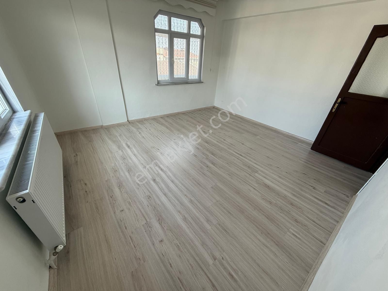 Pusula İnş.tan Cebeci Mah Cadeyey Yakın125m2 3+1 4kat Daire