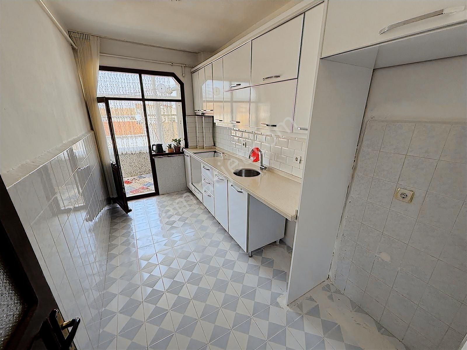 Pusula İnş.tan Cebeci Mah Cadeyey Yakın125m2 3+1 4kat Daire - Görsel 6