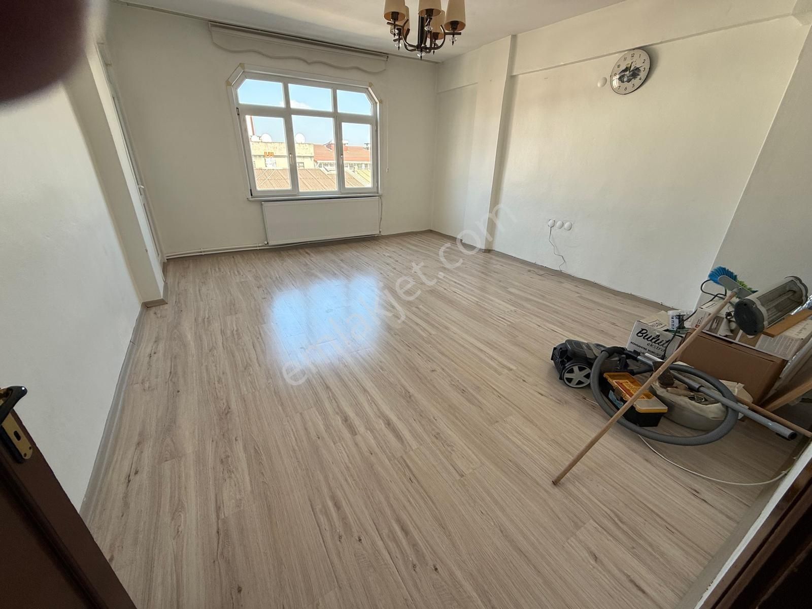 Pusula İnş.tan Cebeci Mah Cadeyey Yakın125m2 3+1 4kat Daire - Görsel 17