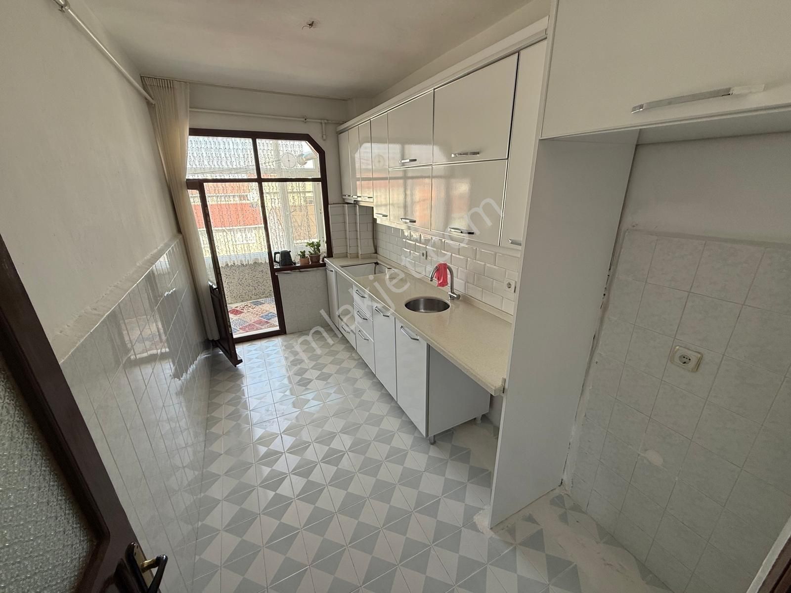 Pusula İnş.tan Cebeci Mah Cadeyey Yakın125m2 3+1 4kat Daire - Görsel 14