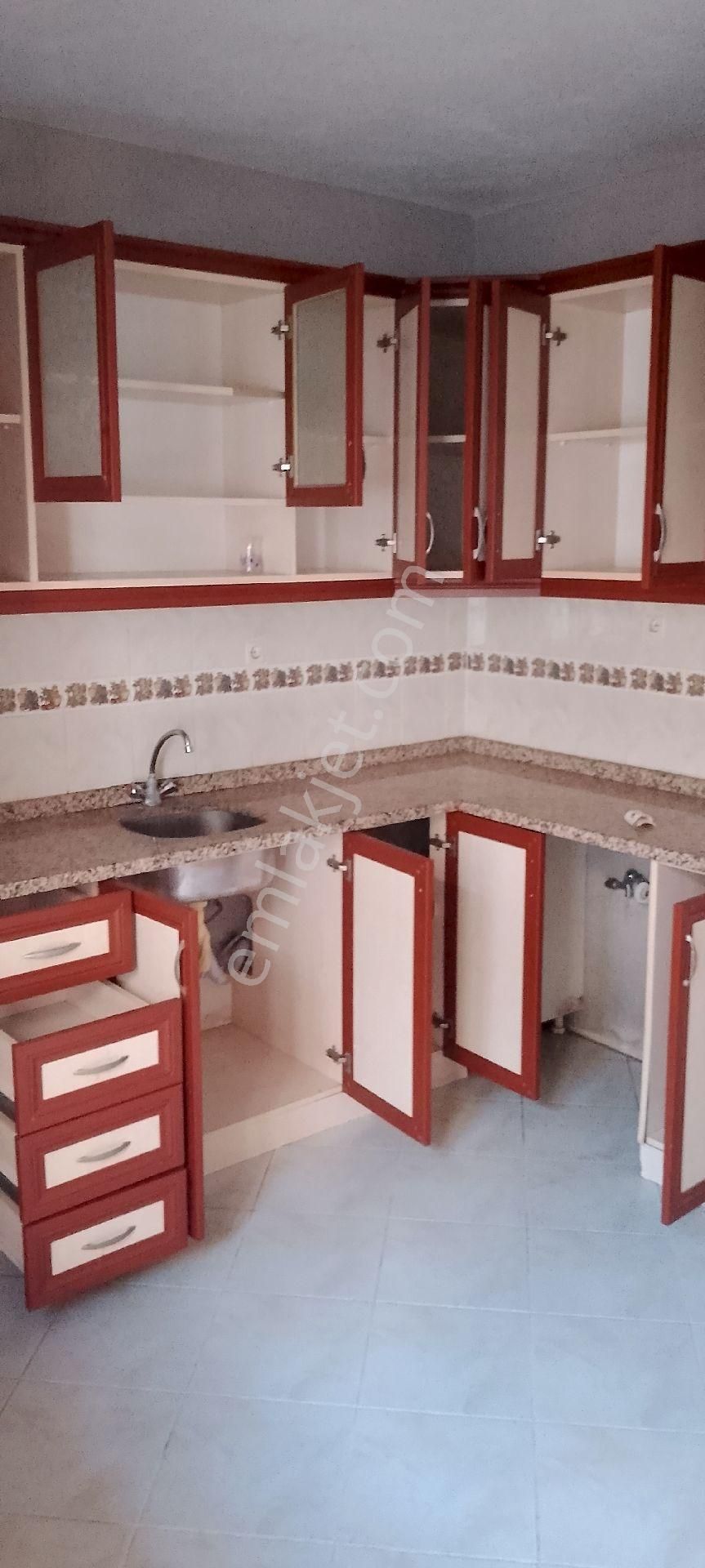 Geniş Ferah Ve Kullanışlı Kiralık Daire - Görsel 8