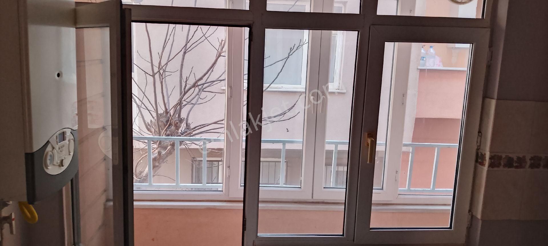 Geniş Ferah Ve Kullanışlı Kiralık Daire - Görsel 11