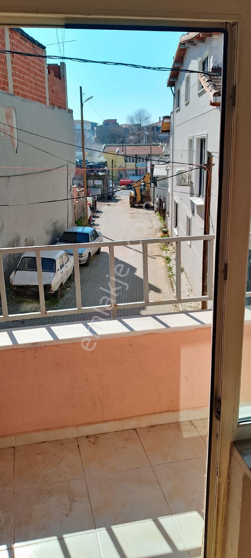 Geniş Ferah Ve Kullanışlı Kiralık Daire - Görsel 10