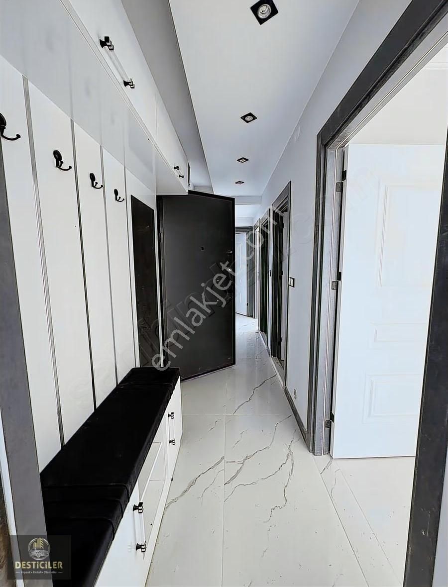 Lt-desticiler Albayrak Bulvarı Yakını Özel Garajlı 2+1 Daire - Görsel 11