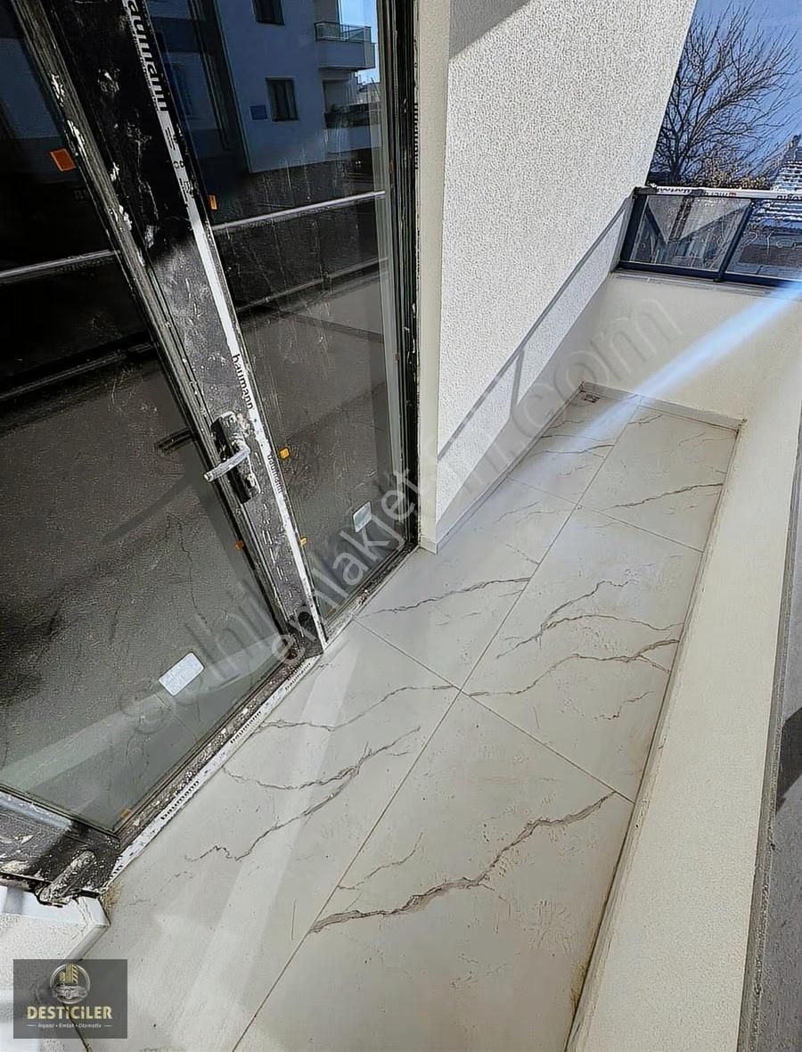 Lt-desticiler Albayrak Bulvarı Yakını Özel Garajlı 2+1 Daire - Görsel 14