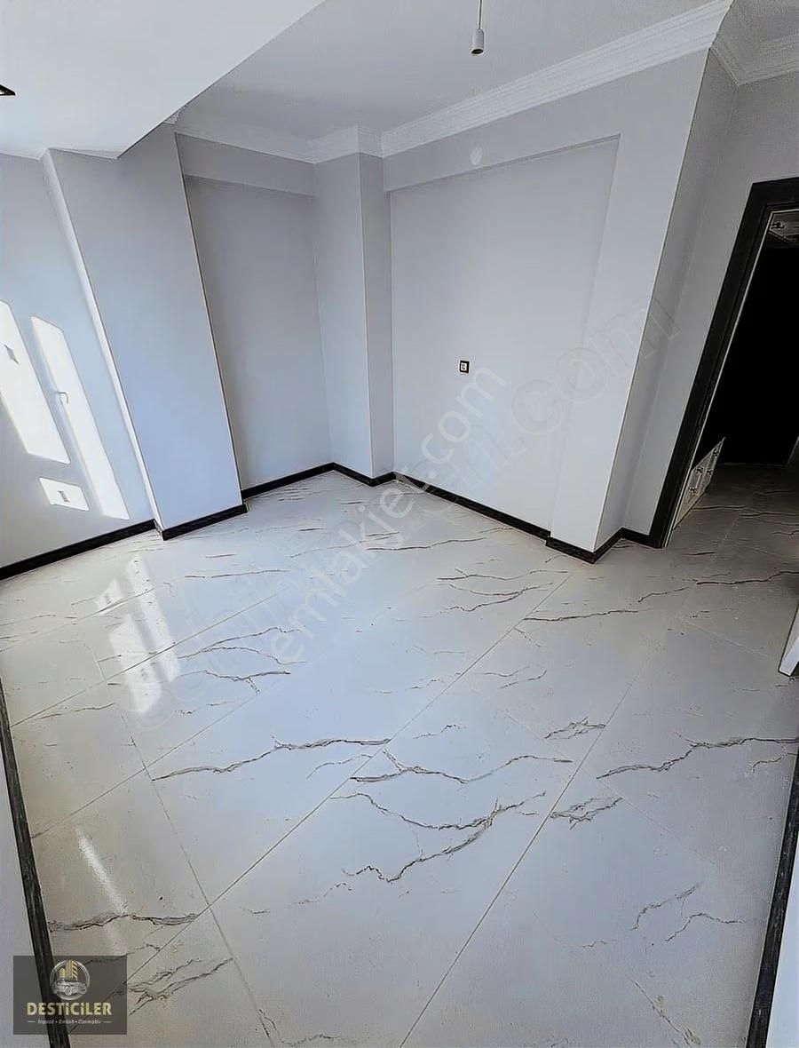 Lt-desticiler Albayrak Bulvarı Yakını Özel Garajlı 2+1 Daire - Görsel 9