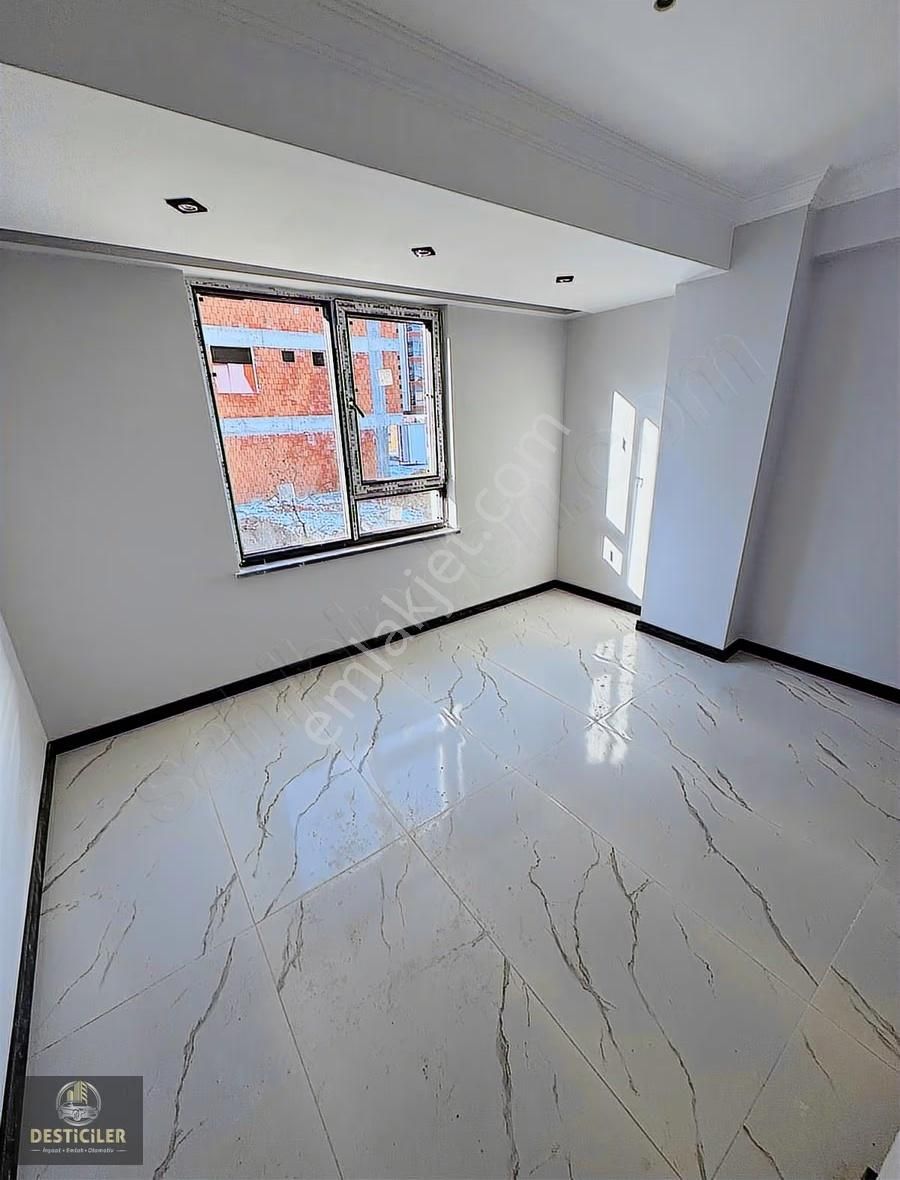 Lt-desticiler Albayrak Bulvarı Yakını Özel Garajlı 2+1 Daire - Görsel 8