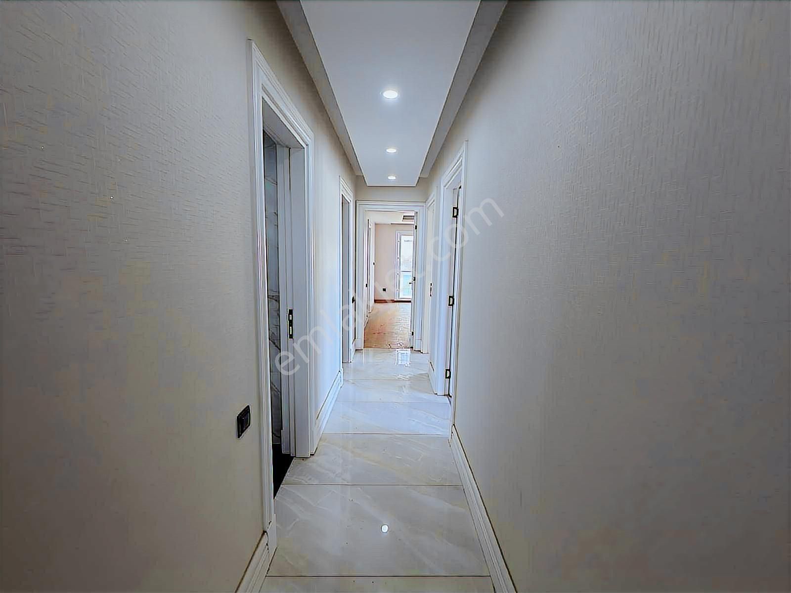 View'den Tece'de Denize 50m Mesafede Eşyalı 4+1 Satılık Daire - Görsel 12