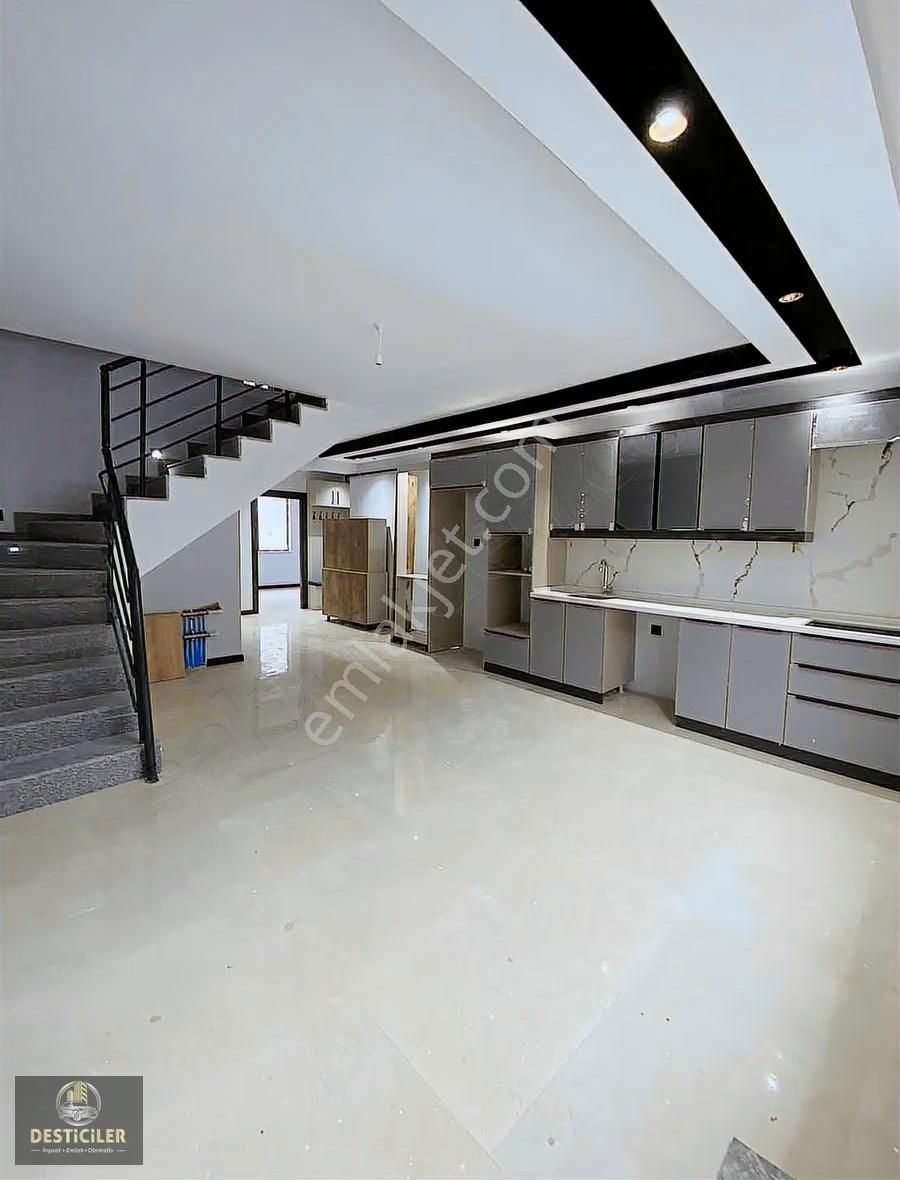 Yk- Batıkent Mah. Özel Garajlı Lüx 5+1 Dublex Daire