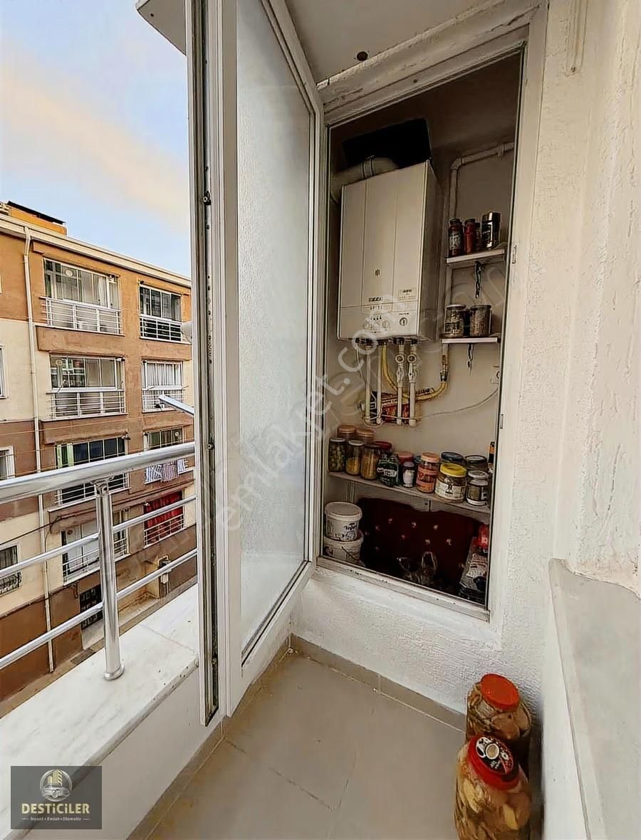 As-desticiler'den Gaffar Okan Cad.yanı Geniş Eşyalı 1+1 Daire - Görsel 3