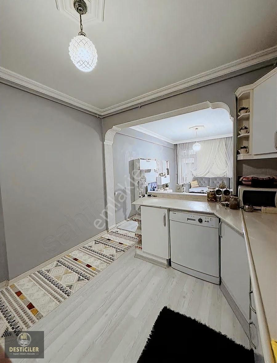 As-desticiler'den Gaffar Okan Cad.yanı Geniş Eşyalı 1+1 Daire - Görsel 4