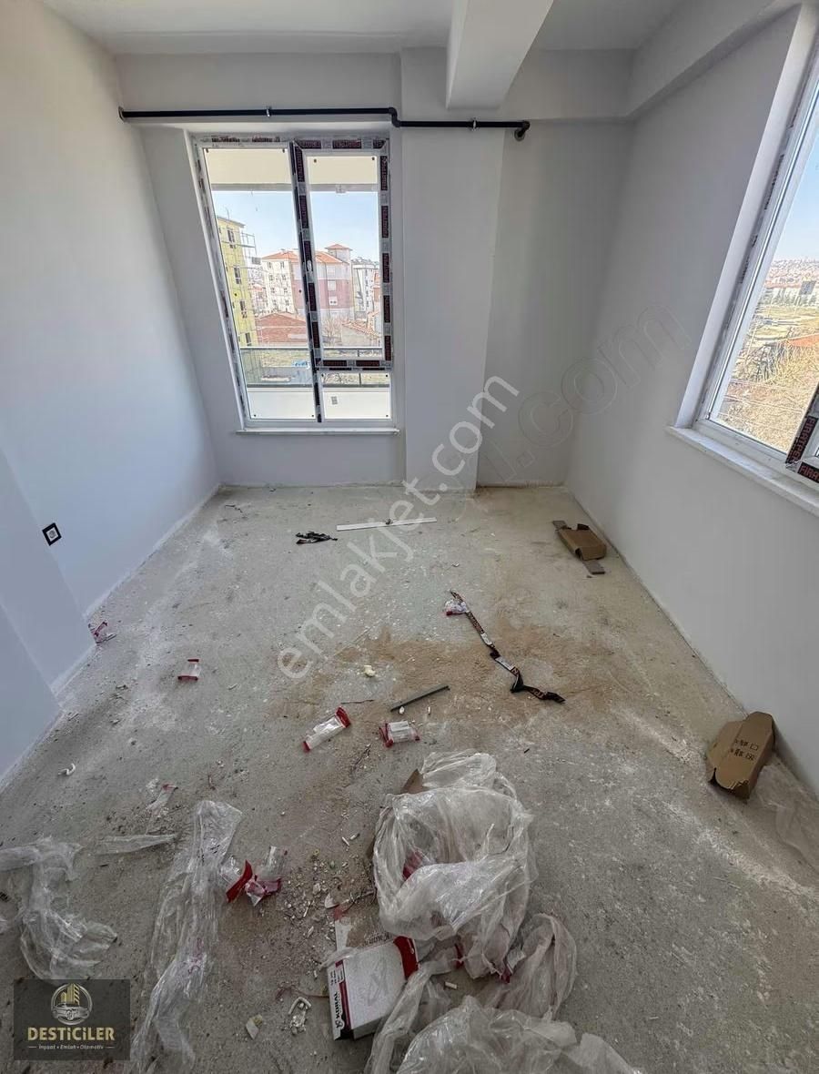 Ad-71 Evler Mahallesi Şehir Hastanesi Yakını 2+0 Lüks Daire - Görsel 13