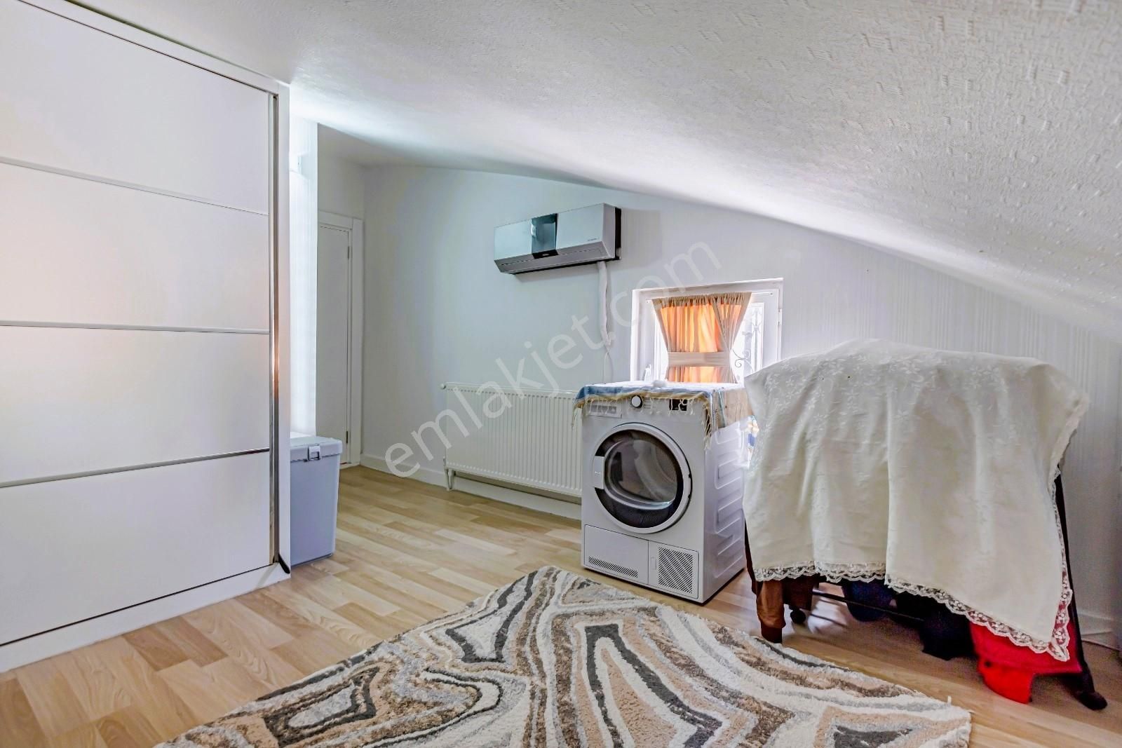 Silara Konutlarında Havuzlu Teraslı Masrafsız 5+1 Çatı Dubleksi - Görsel 21