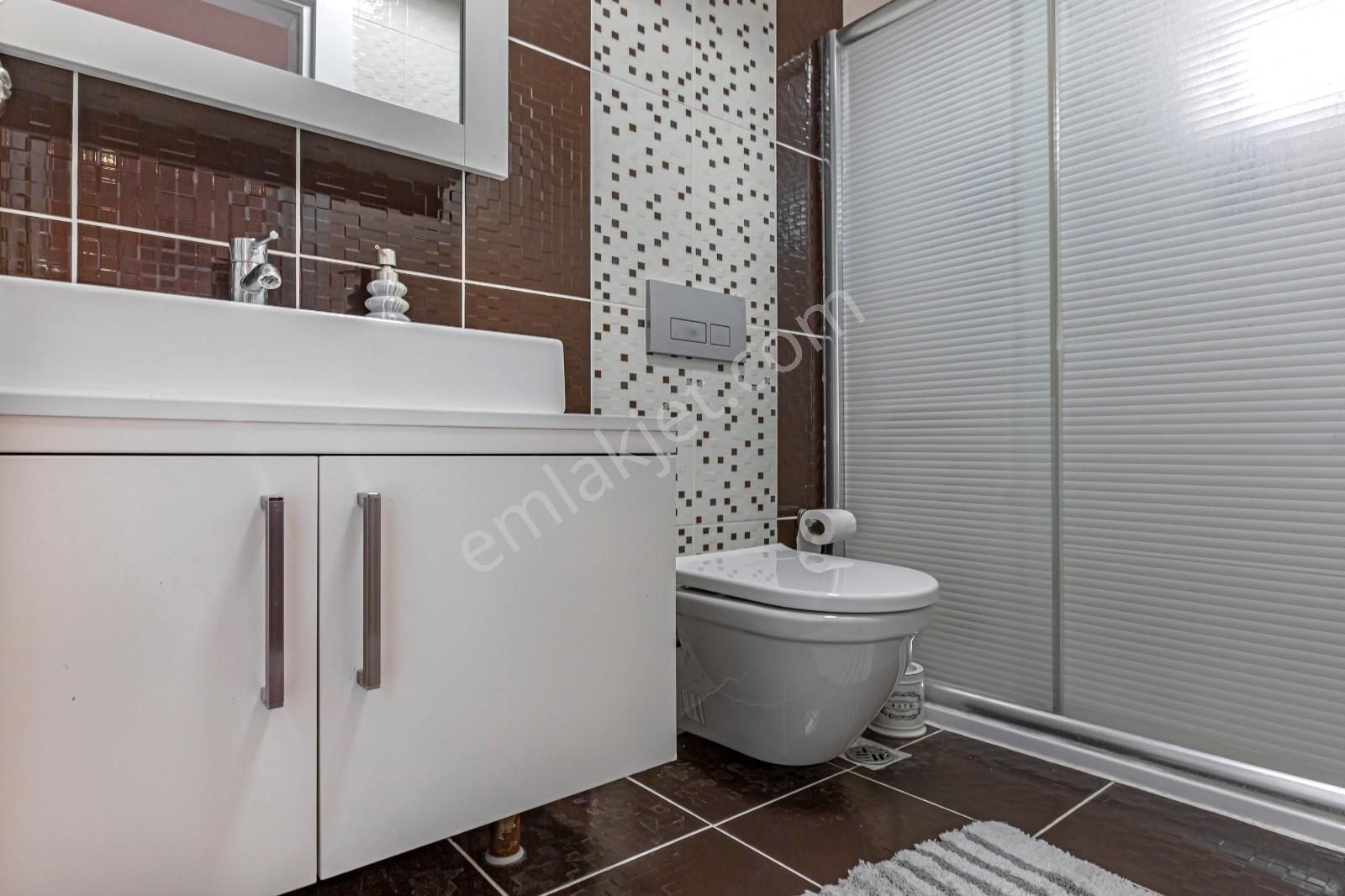 Silara Konutlarında Havuzlu Teraslı Masrafsız 5+1 Çatı Dubleksi - Görsel 32