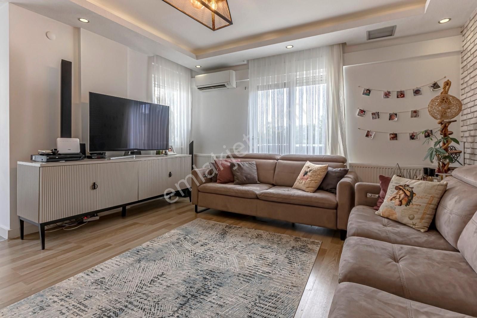 Silara Konutlarında Havuzlu Teraslı Masrafsız 5+1 Çatı Dubleksi - Görsel 27