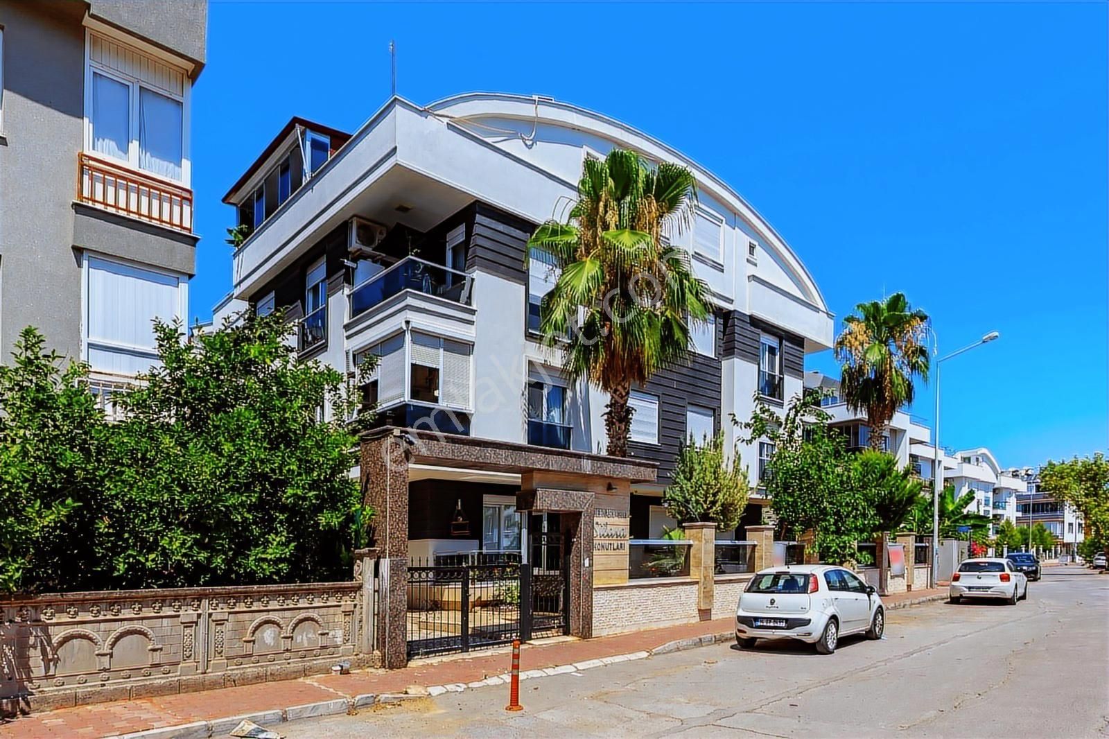 Silara Konutlarında Havuzlu Teraslı Masrafsız 5+1 Çatı Dubleksi - Görsel 8