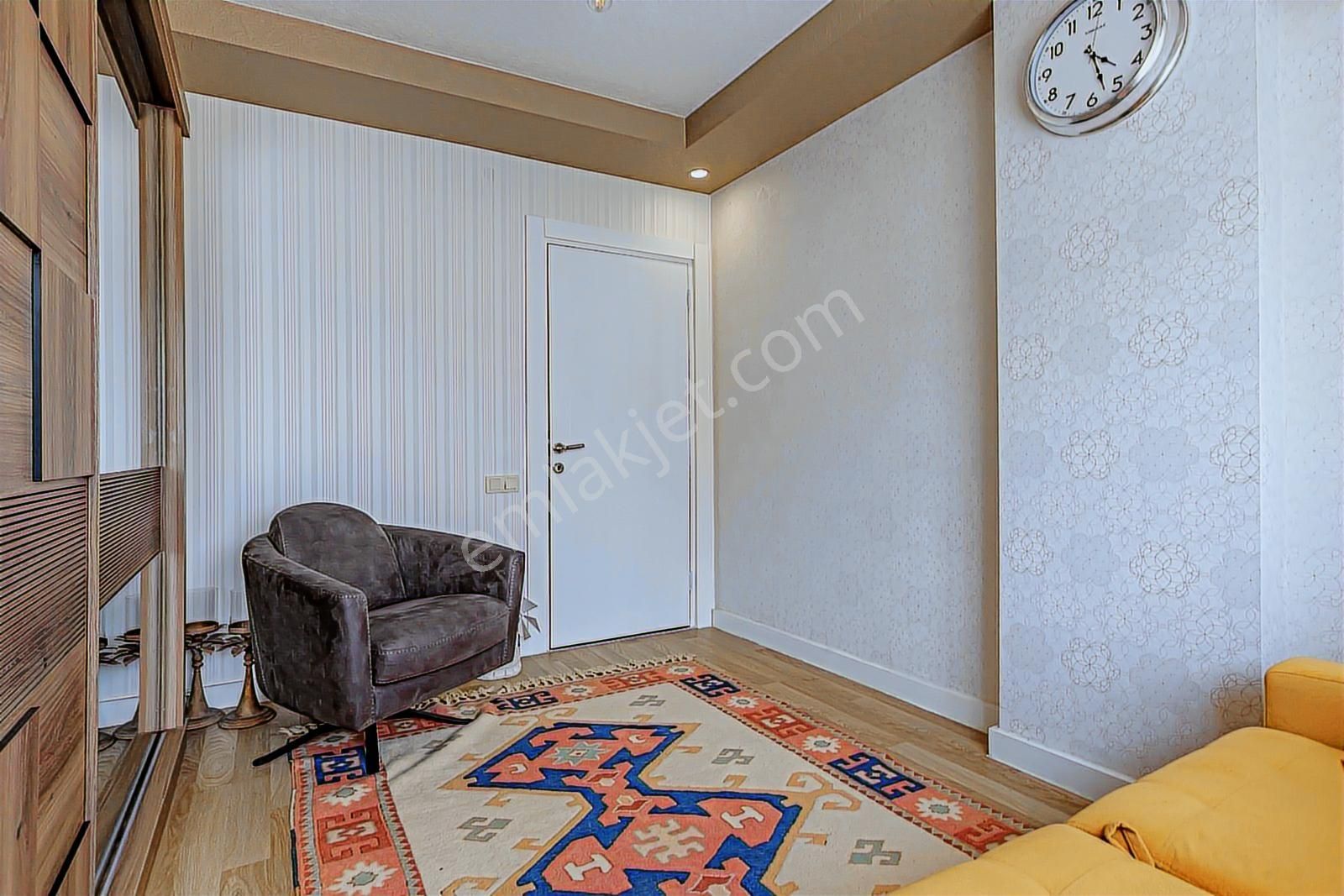 Silara Konutlarında Havuzlu Teraslı Masrafsız 5+1 Çatı Dubleksi - Görsel 7