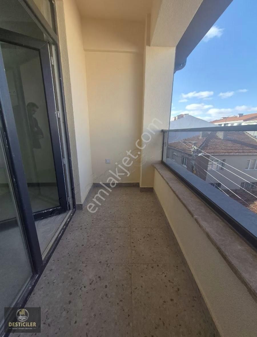 Hg-193 Çamlıca Mah. Birlik Cd.yanı Özel Garajlı Lüks 3+1 Daire - Görsel 9