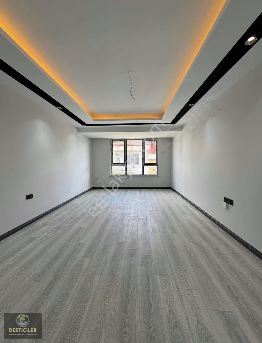 Eı-çamlıca'da Dubleks 6+1 Daire Harika Konum