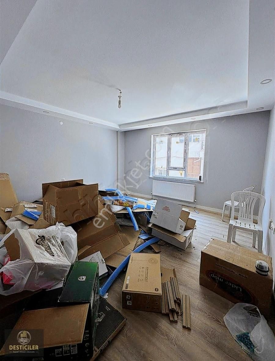 Ad-desticiler Erenköy Mahallesi Cadde Yakını 2+1 Satılık Daire - Görsel 2