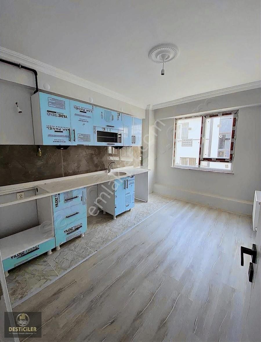 Au Desticilerden 71 Evler Mah. Şehir Hast. Arkası 2+0 Daireler