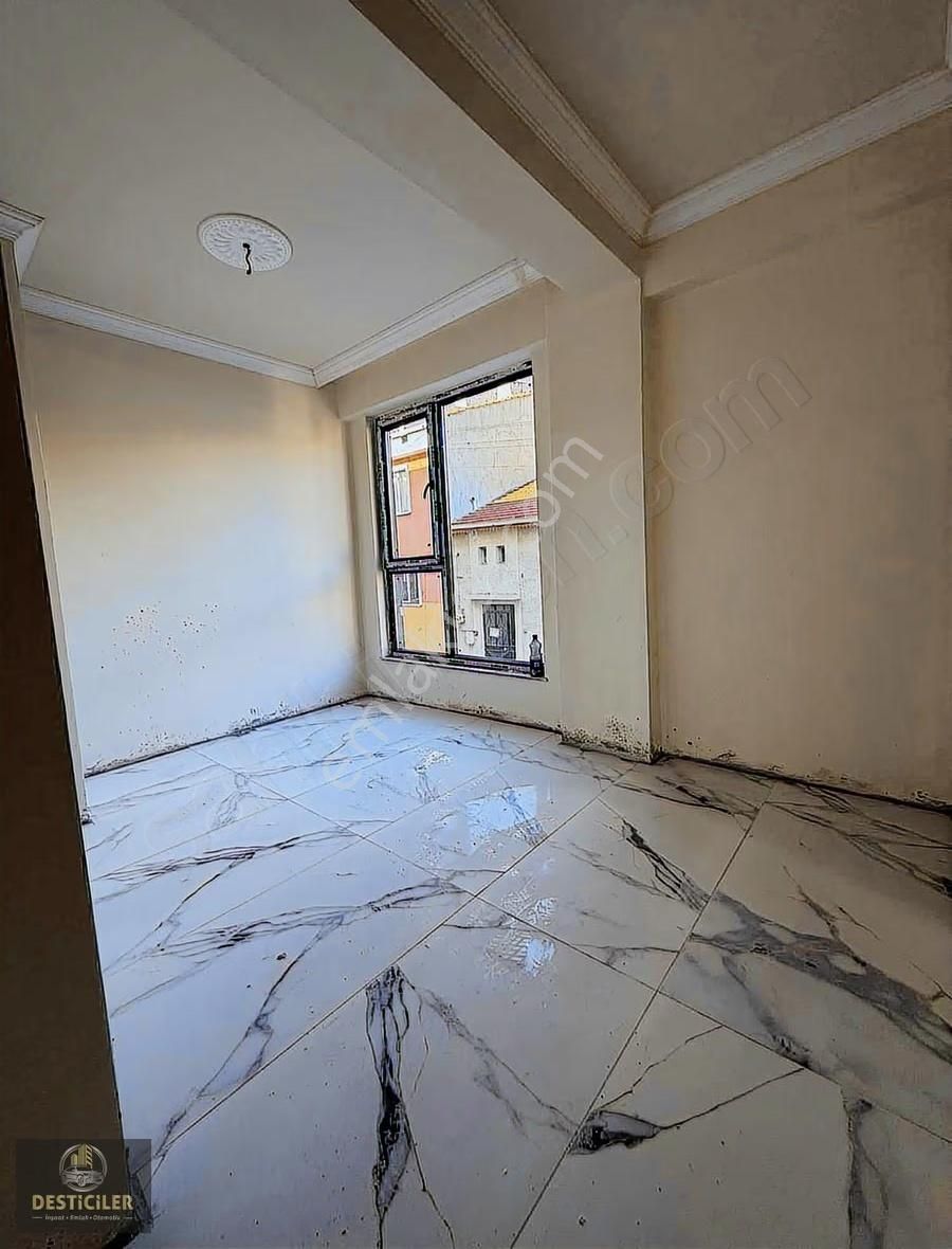 As-emek Mah. Merkezi Konum Geniş Çift Cephe 2+0 Fırsat Daire - Görsel 2