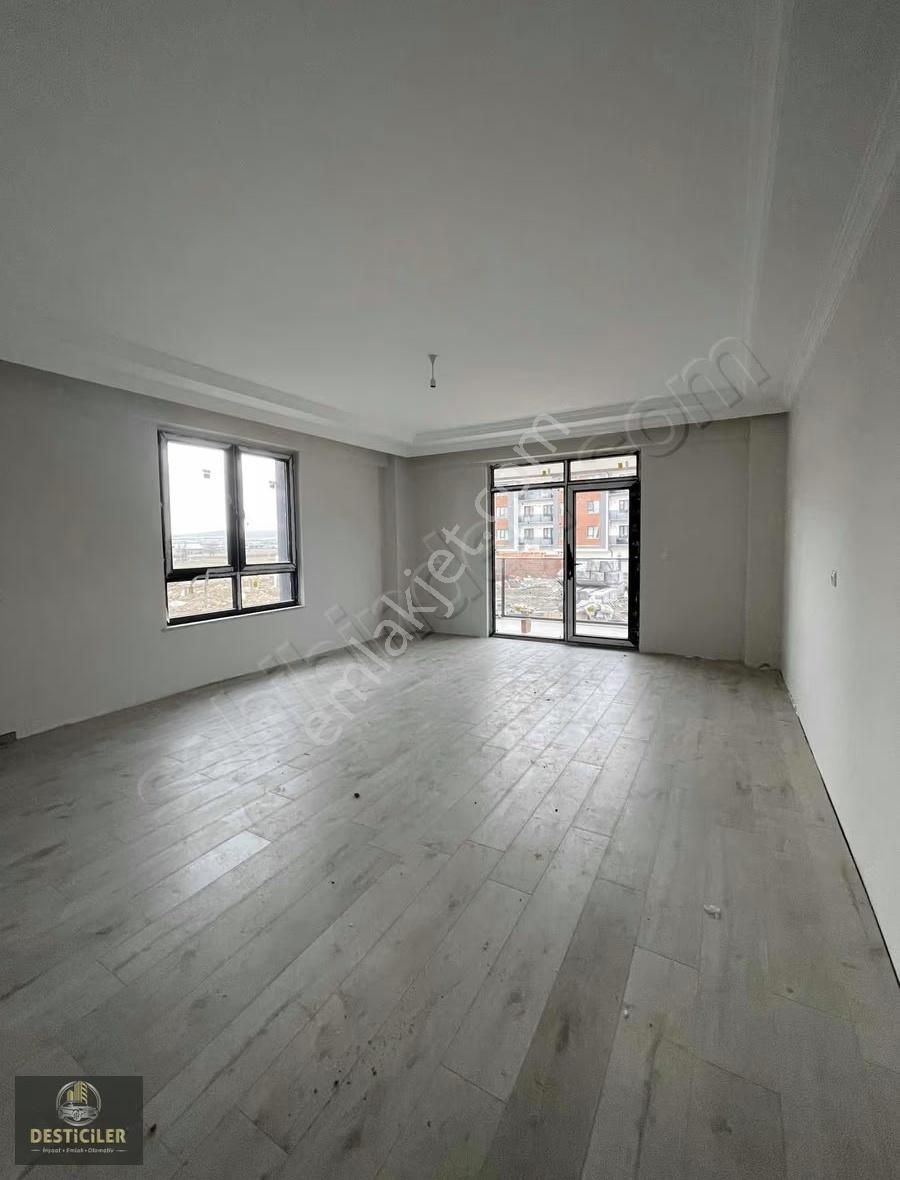 Eı- 71 Evler Mahallesi Satılık 4+1 Özel Garajlı Daire