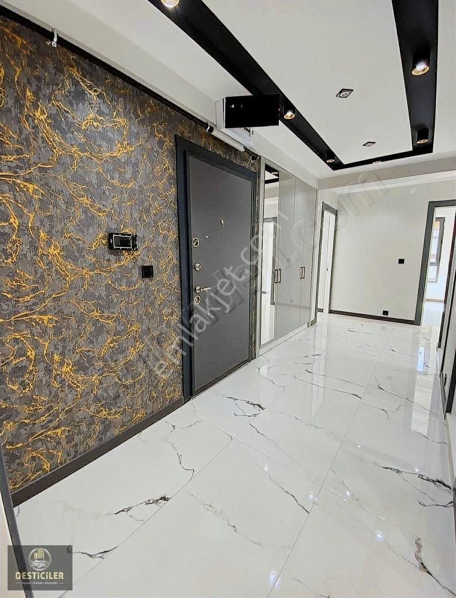 Au-çamlıcada Ebeveyn Banyolu Geniş Kullanım Alanı 3+1 Lüks Daire - Görsel 9