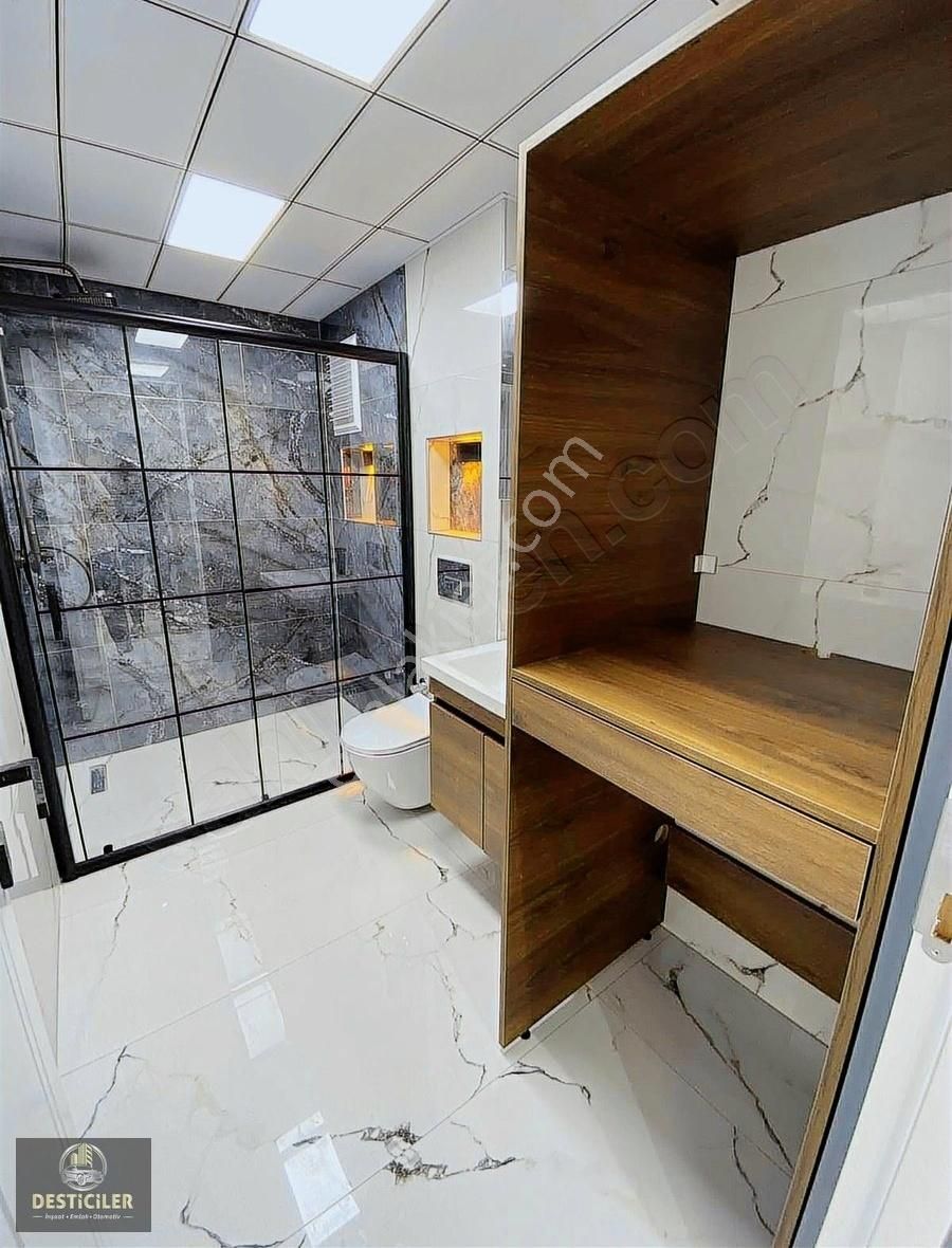 Au-çamlıcada Ebeveyn Banyolu Geniş Kullanım Alanı 3+1 Lüks Daire - Görsel 11