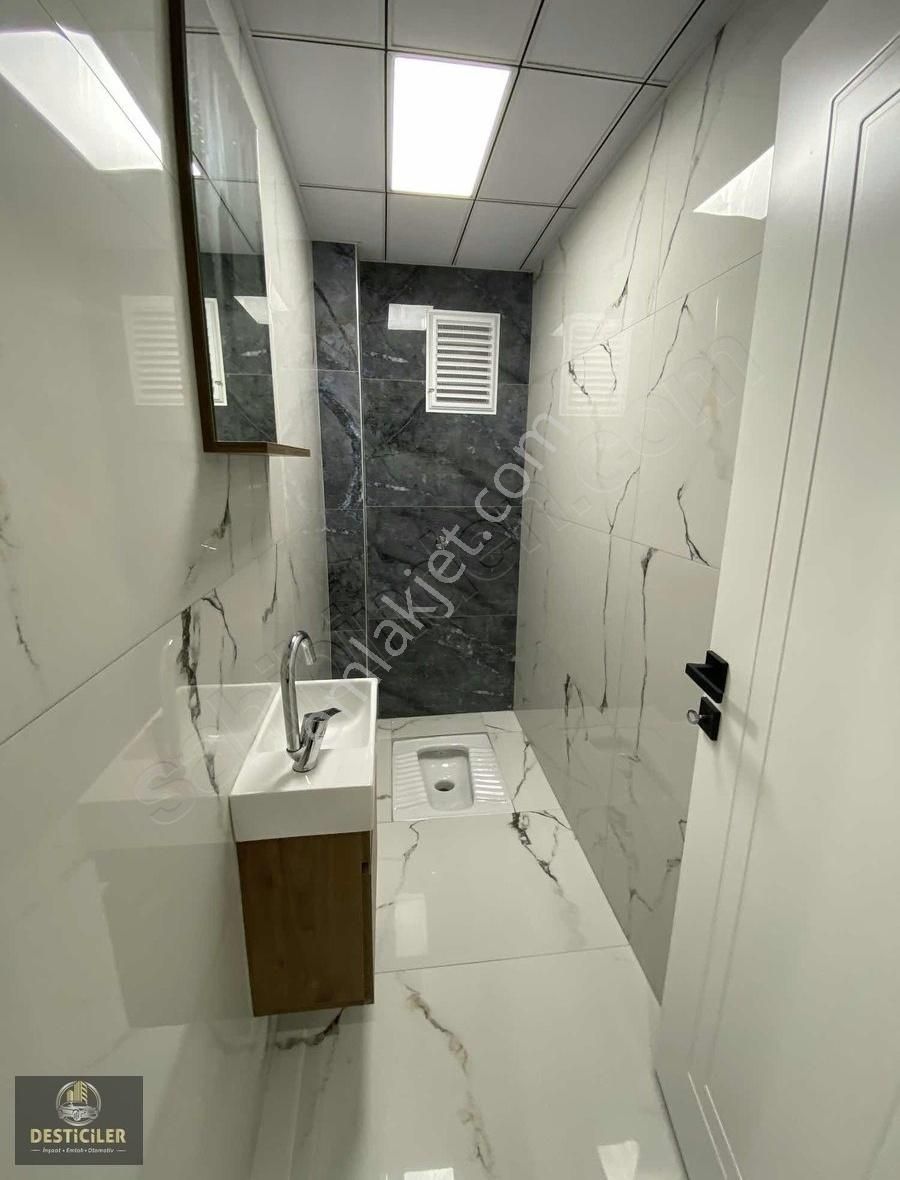 Au-çamlıcada Ebeveyn Banyolu Geniş Kullanım Alanı 3+1 Lüks Daire - Görsel 4