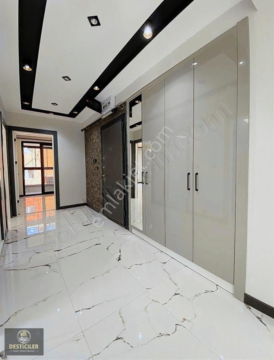 Au-çamlıcada Ebeveyn Banyolu Geniş Kullanım Alanı 3+1 Lüks Daire - Görsel 2