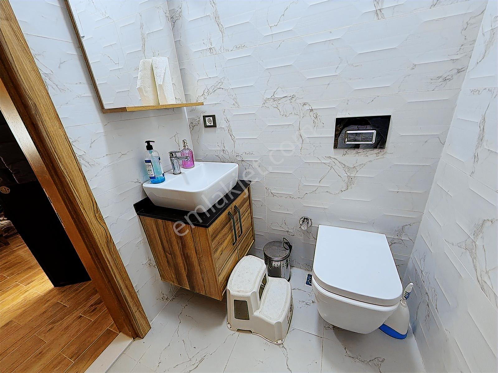Dikili Çandarlı'da Denize 100 M Mesafede Kiralık Triplex Villa - Görsel 12