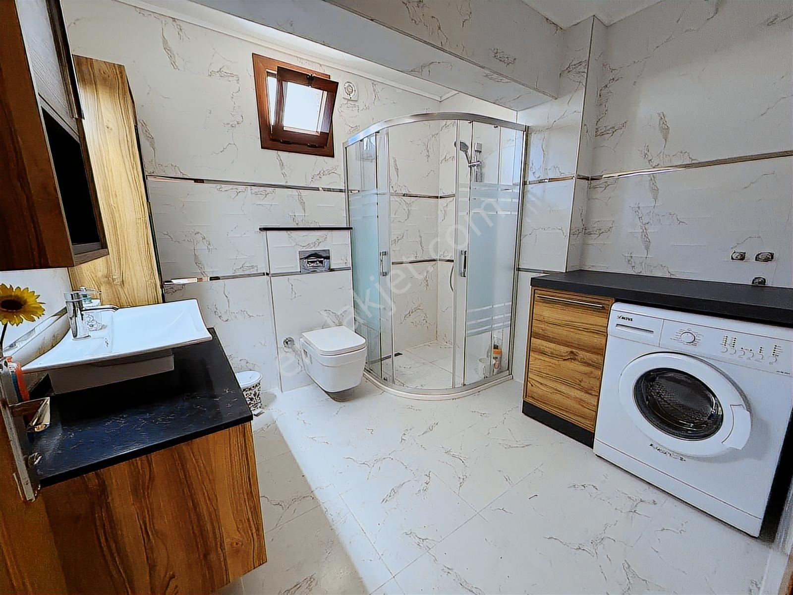Dikili Çandarlı'da Denize 100 M Mesafede Kiralık Triplex Villa - Görsel 20