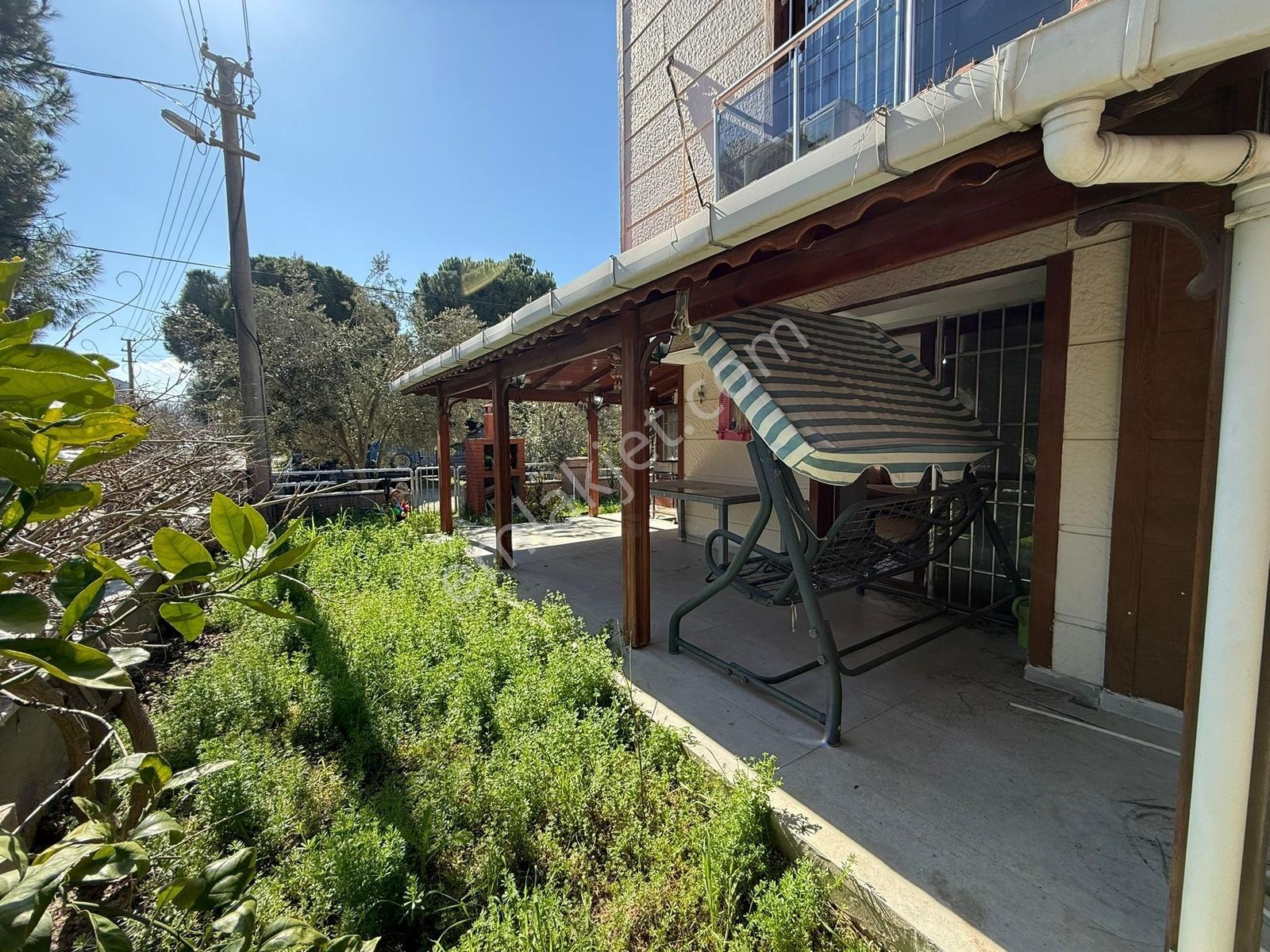 Dikili Çandarlı'da Denize 100 M Mesafede Kiralık Triplex Villa - Görsel 7