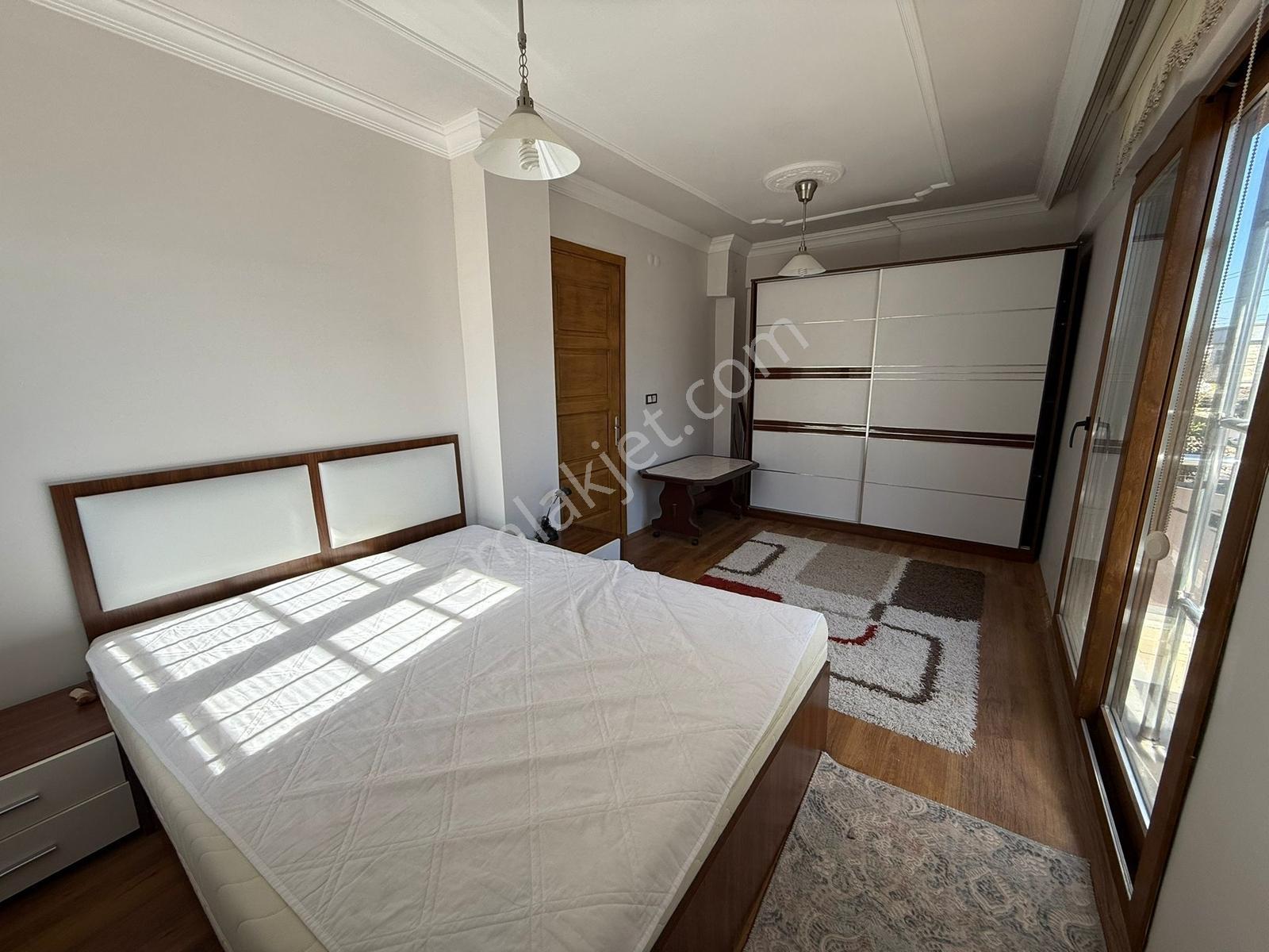 Dikili Çandarlı'da Denize 100 M Mesafede Kiralık Triplex Villa - Görsel 16