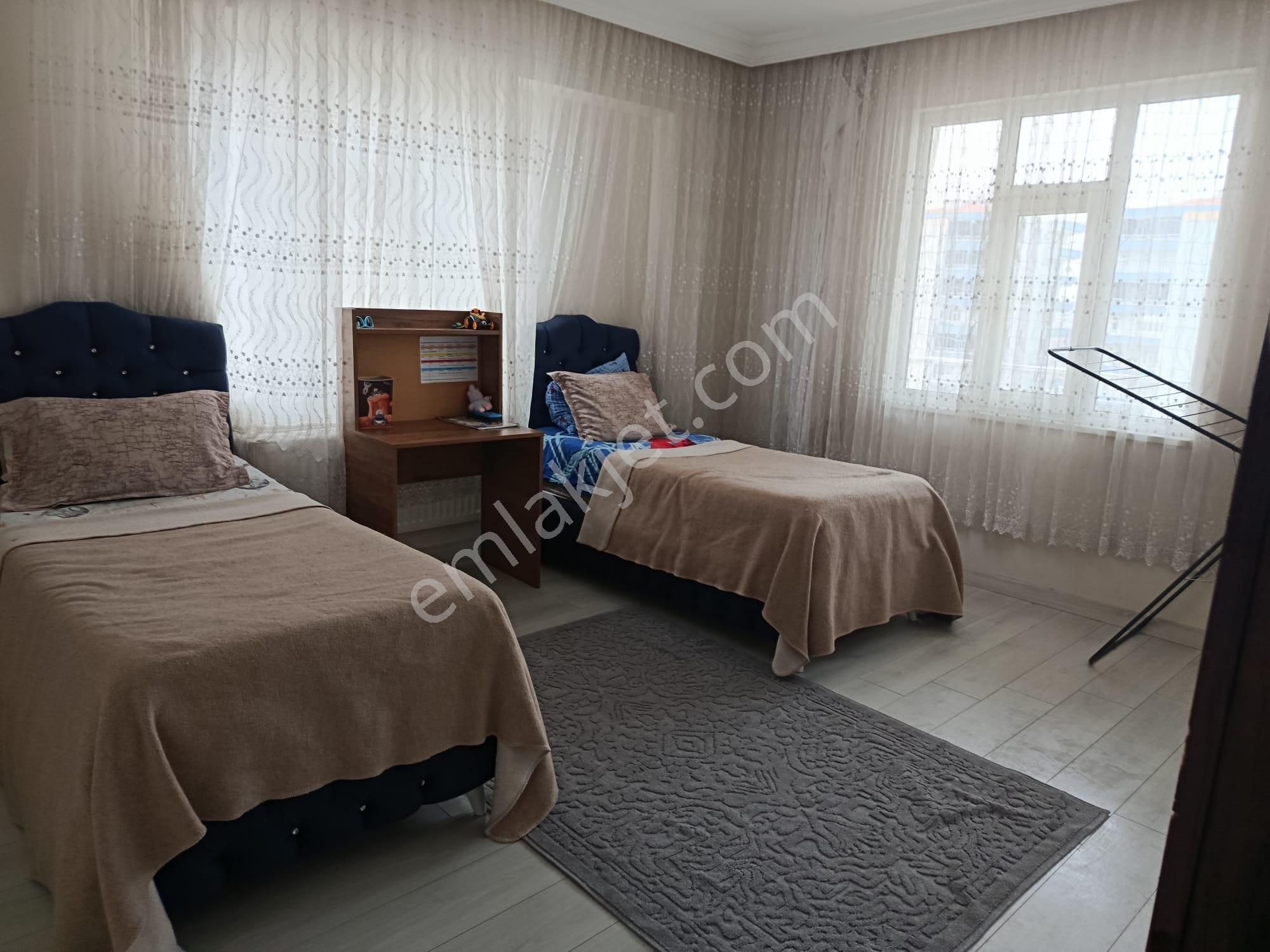 📣 Four Land Gayrimenkul Farkıyla Bakımlı 3+1 Satılık Daire - Görsel 6