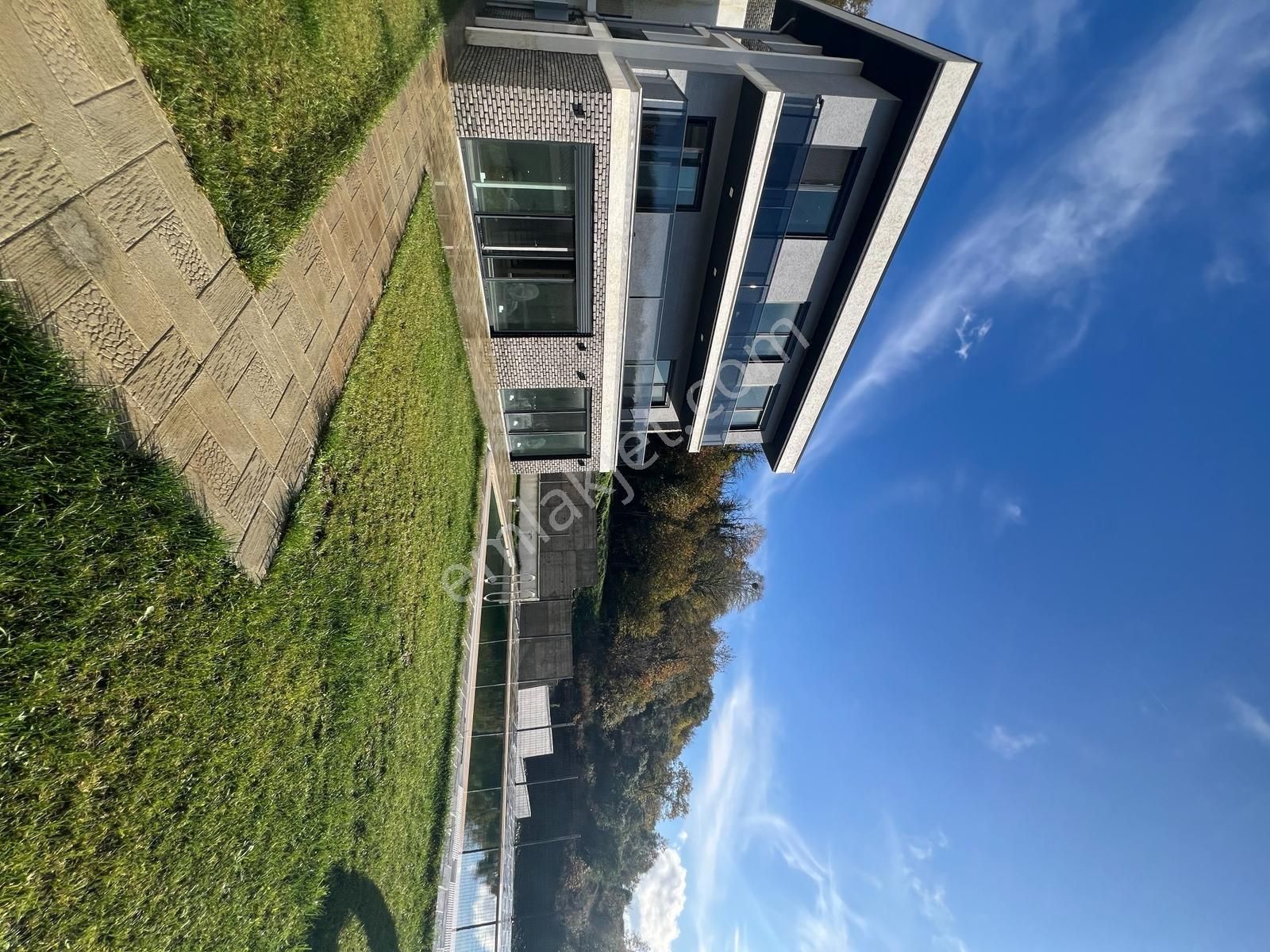 Acr Gyd'den Şile Kızılca Mah. 4+2 Satılık Havuzlu Triplex Villa