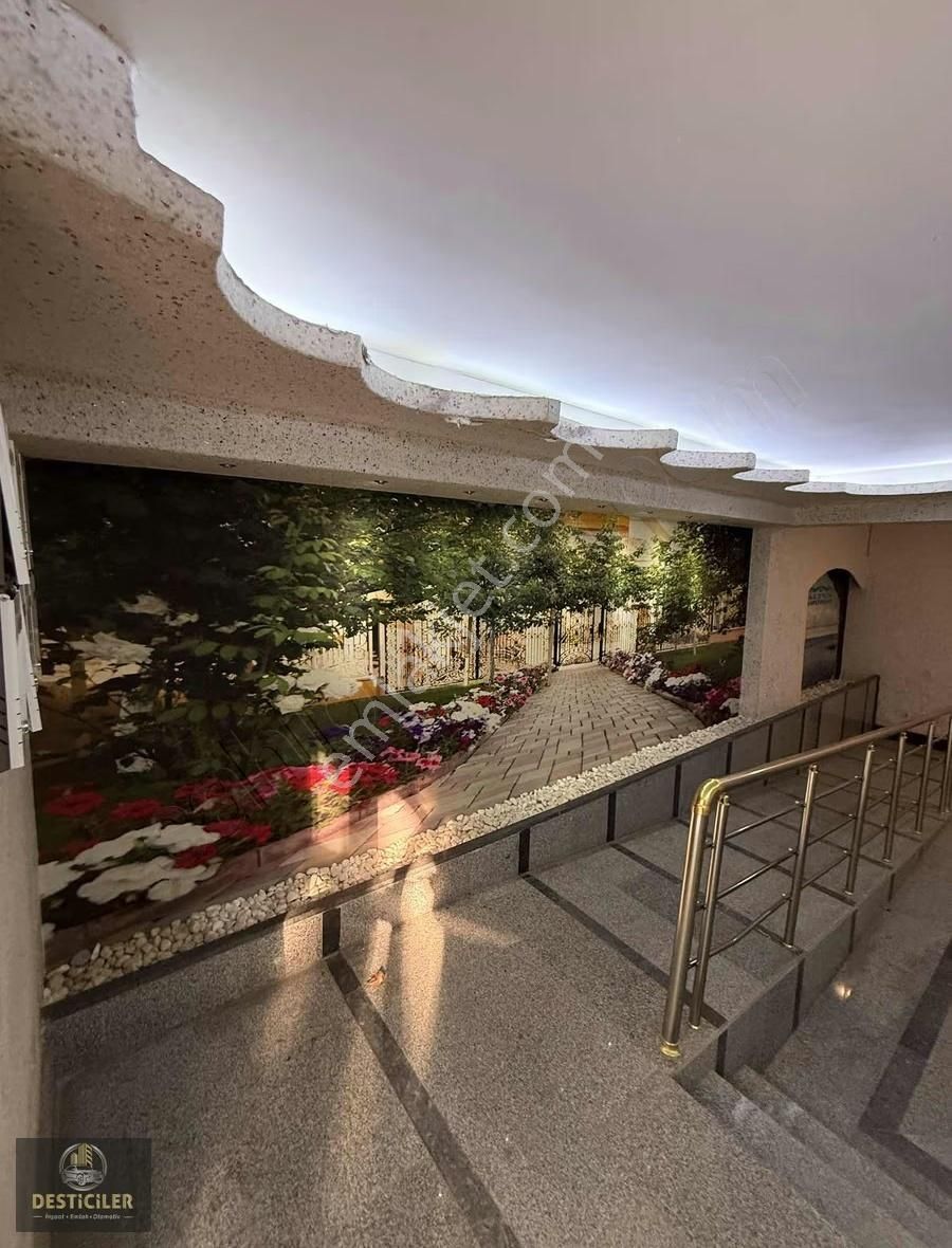 As-desticiler'den Yıldırım Cad Ve Sevinç Cad. Yakını Dubleks 5+1 - Görsel 5