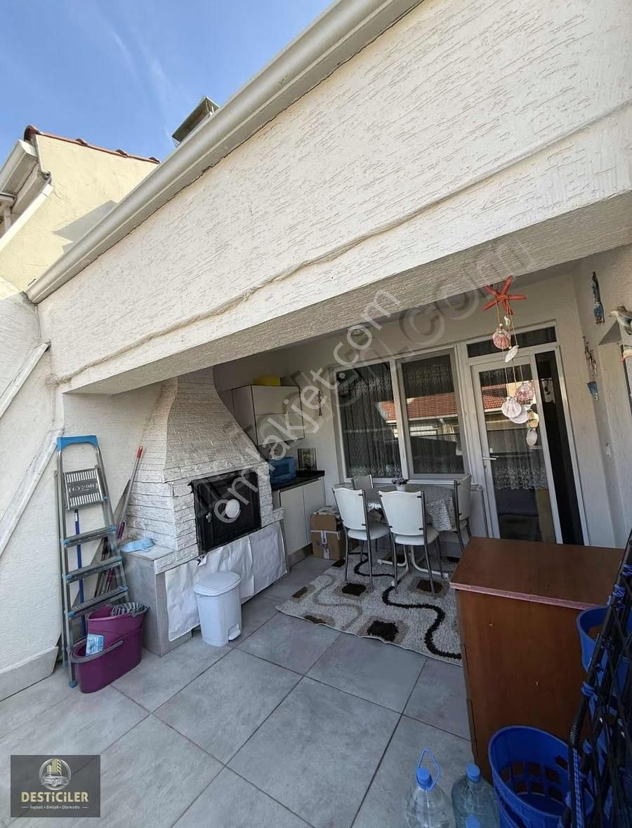As-desticiler'den Yıldırım Cad Ve Sevinç Cad. Yakını Dubleks 5+1 - Görsel 4