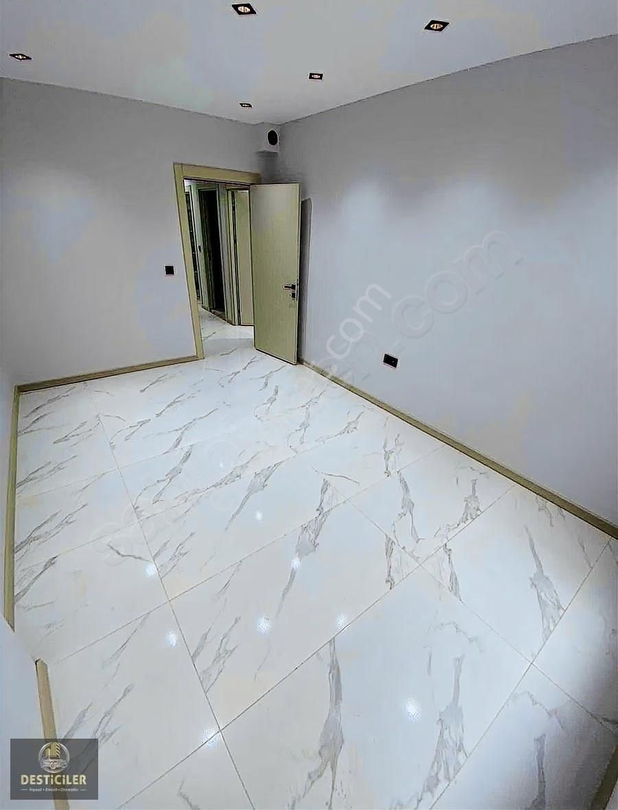 Au-çamlıcada Cadde Üstü-128m2-özel Garajlı-kilerli-lüx 2+1 Daire - Görsel 16