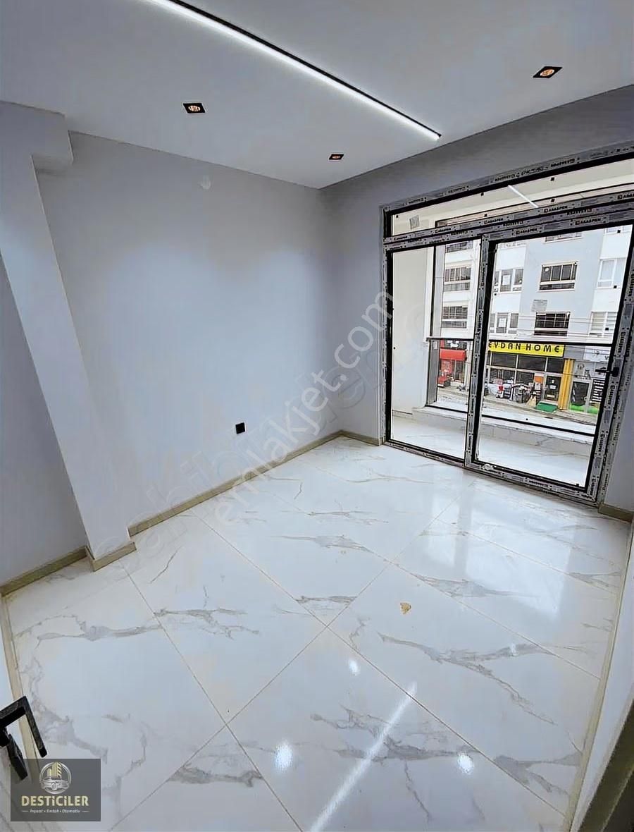 Au-çamlıcada Cadde Üstü-65m2-özel Garajlı-arakat-lüx 2+0 Daire - Görsel 3