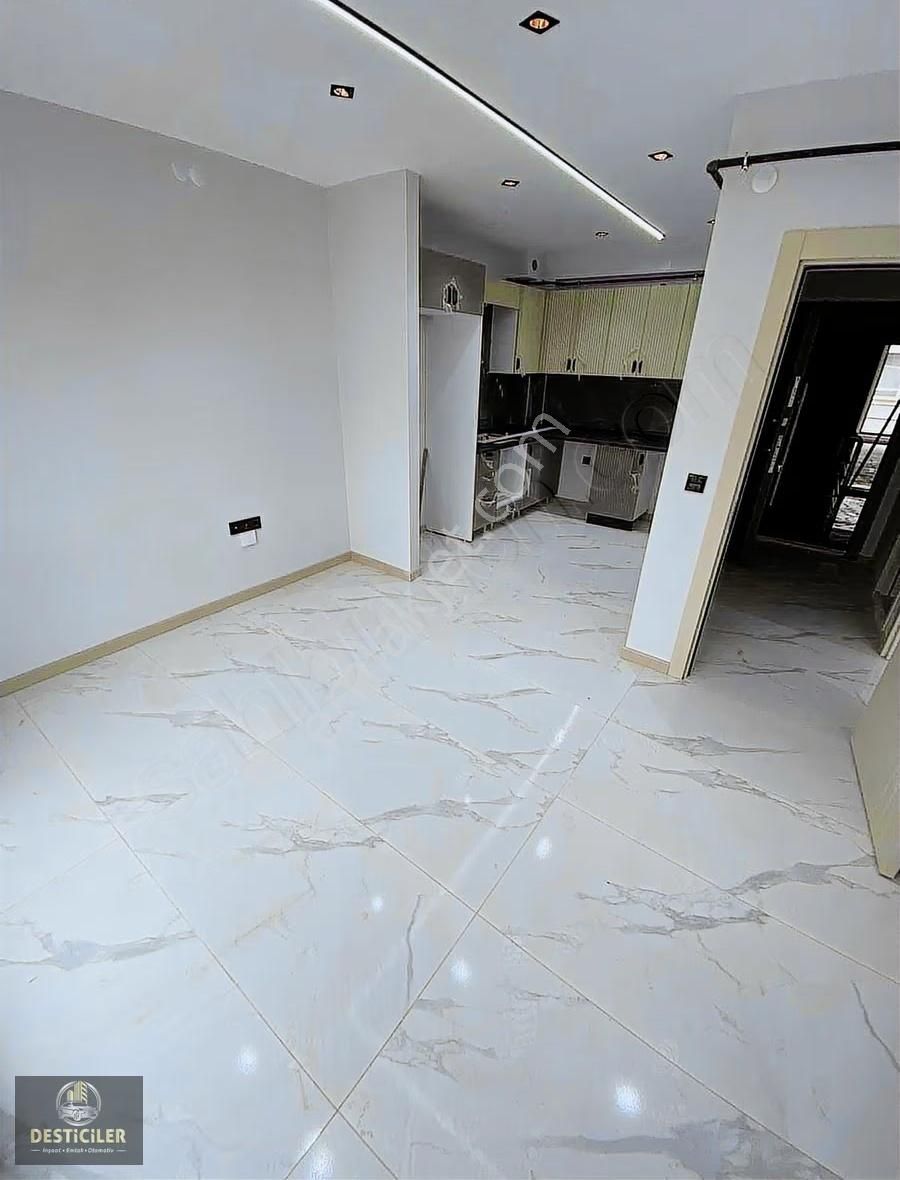 Au-çamlıcada Cadde Üstü-65m2-özel Garajlı-arakat-lüx 2+0 Daire - Görsel 4