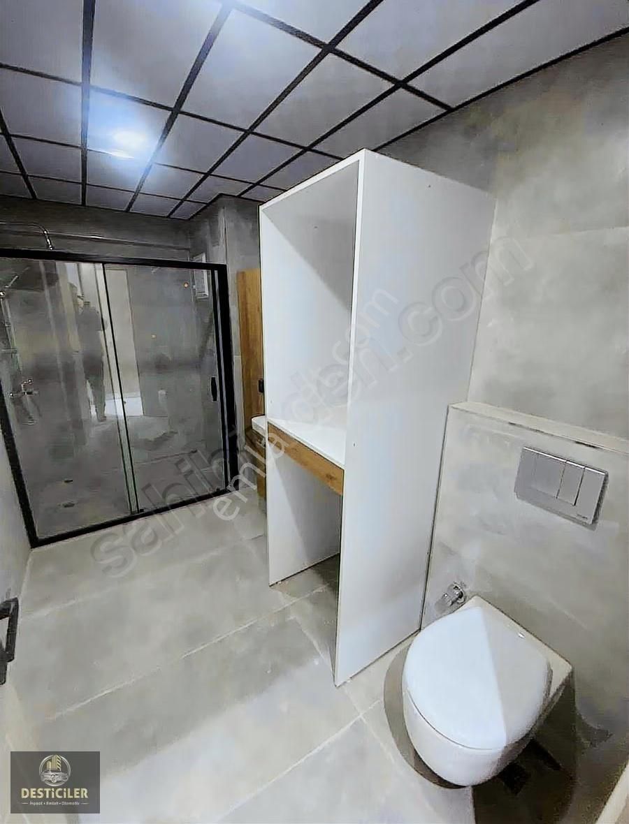 Au-çamlıcada Cadde Üstü-250m2-özel Garajlı-geniş Teraslı-5+1 - Görsel 18